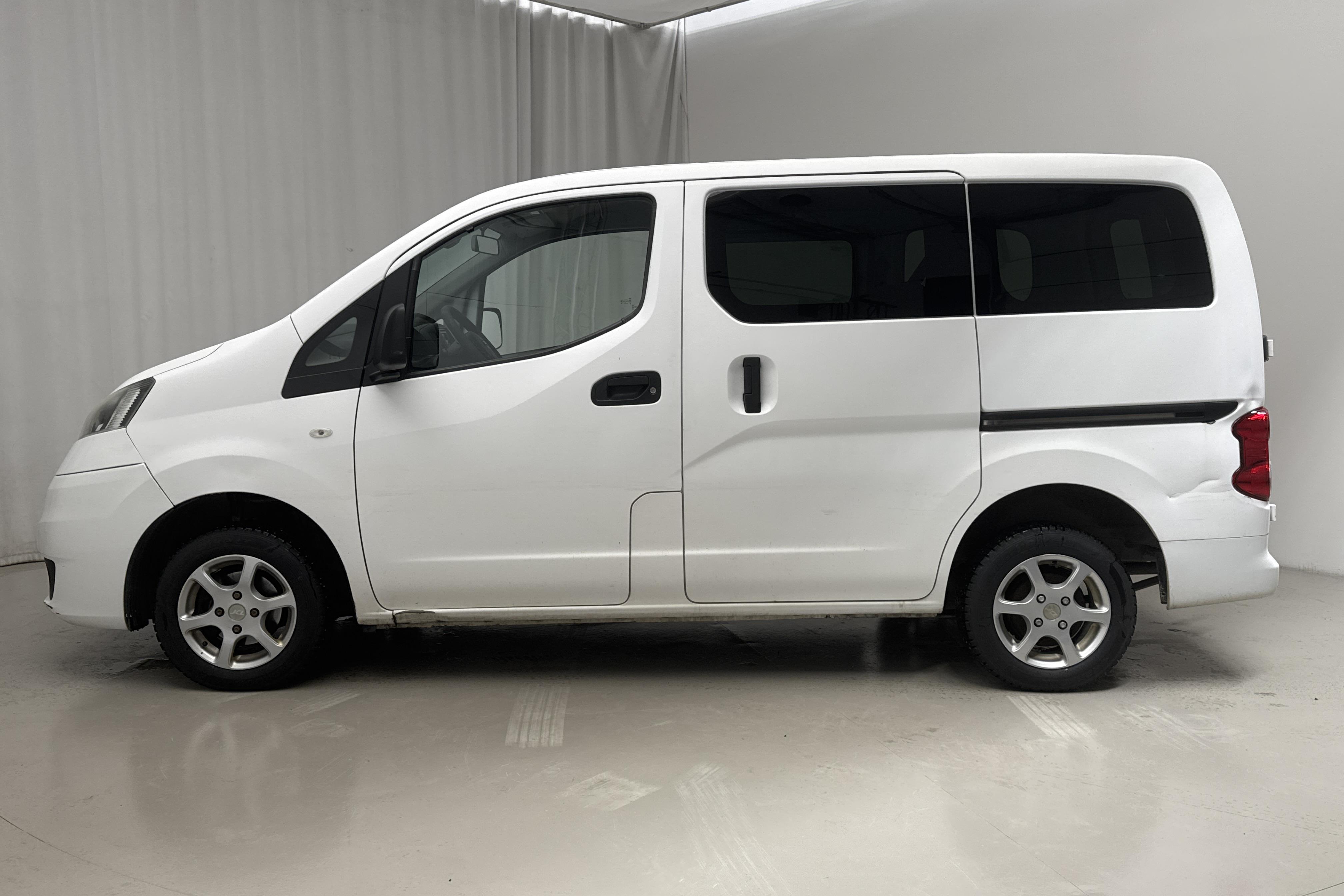 Nissan NV200 1.5 dCi Skåp (110hk) - 16 140 mil - Manuell - vit - 2014