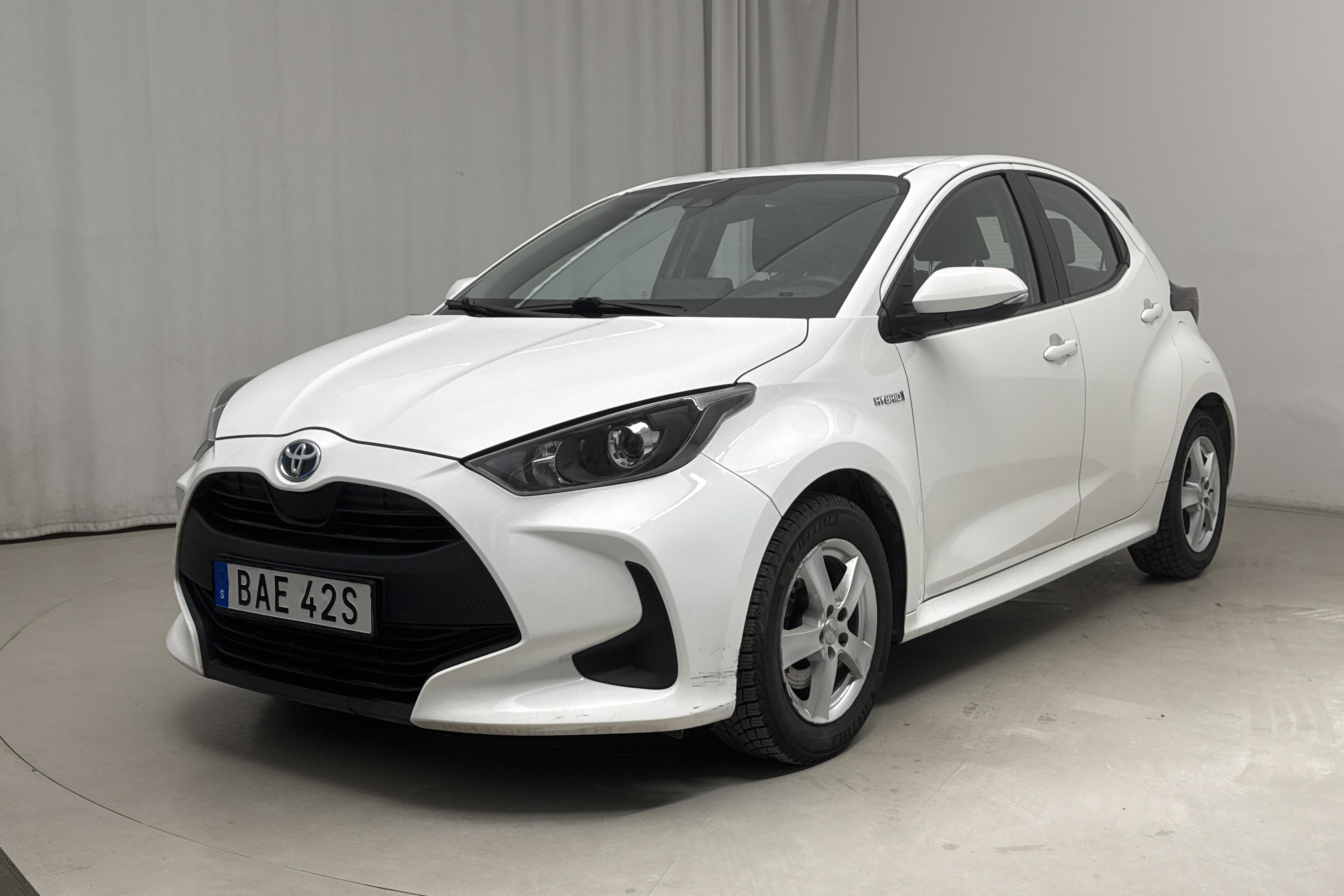 Toyota Yaris 1.5 Hybrid 5dr (116hk) - 111 600 km - Automaattinen - valkoinen - 2020