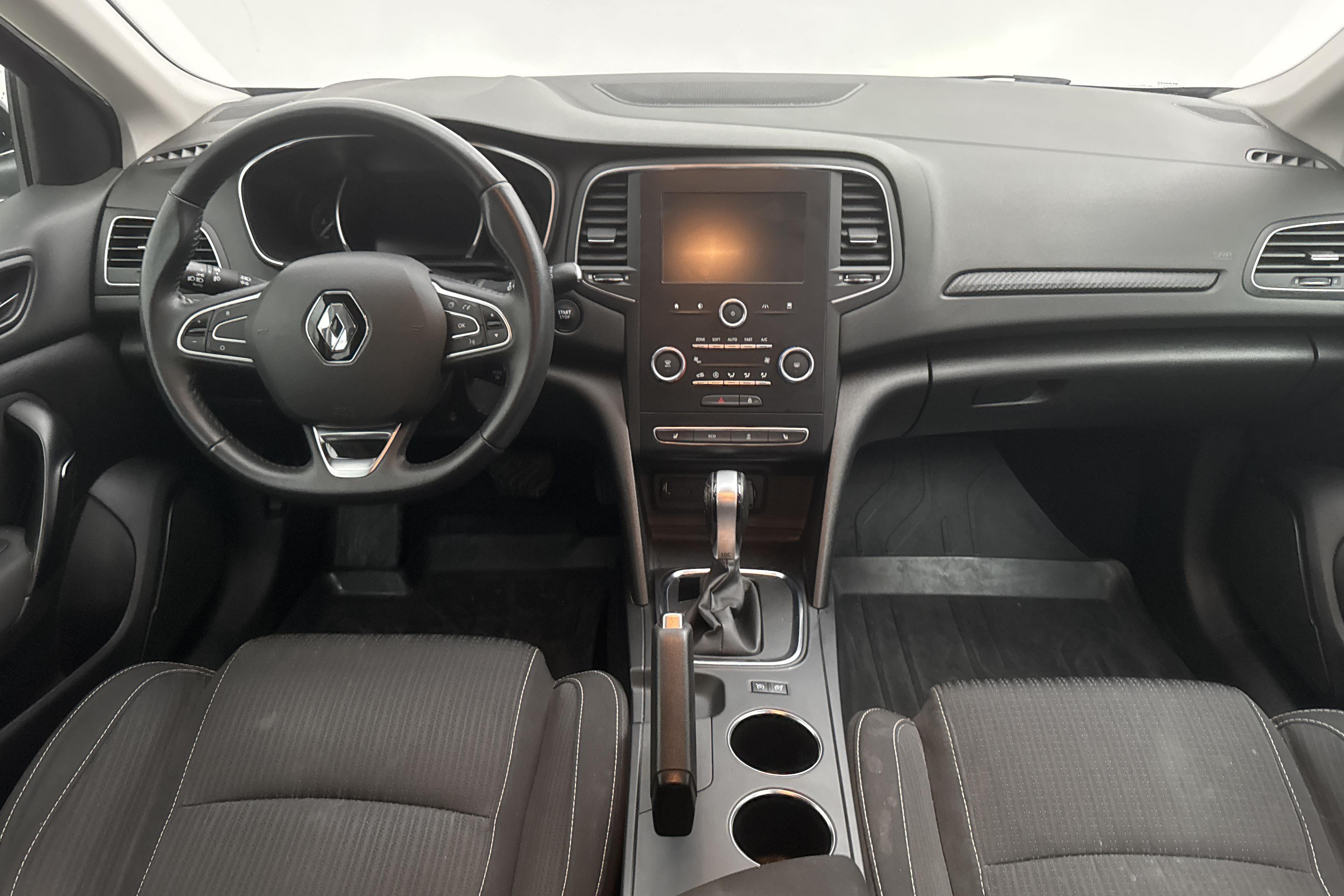 Renault Mégane 1.3 TCe Sport Tourer (140hk) - 70 930 km - Automatic - black - 2020