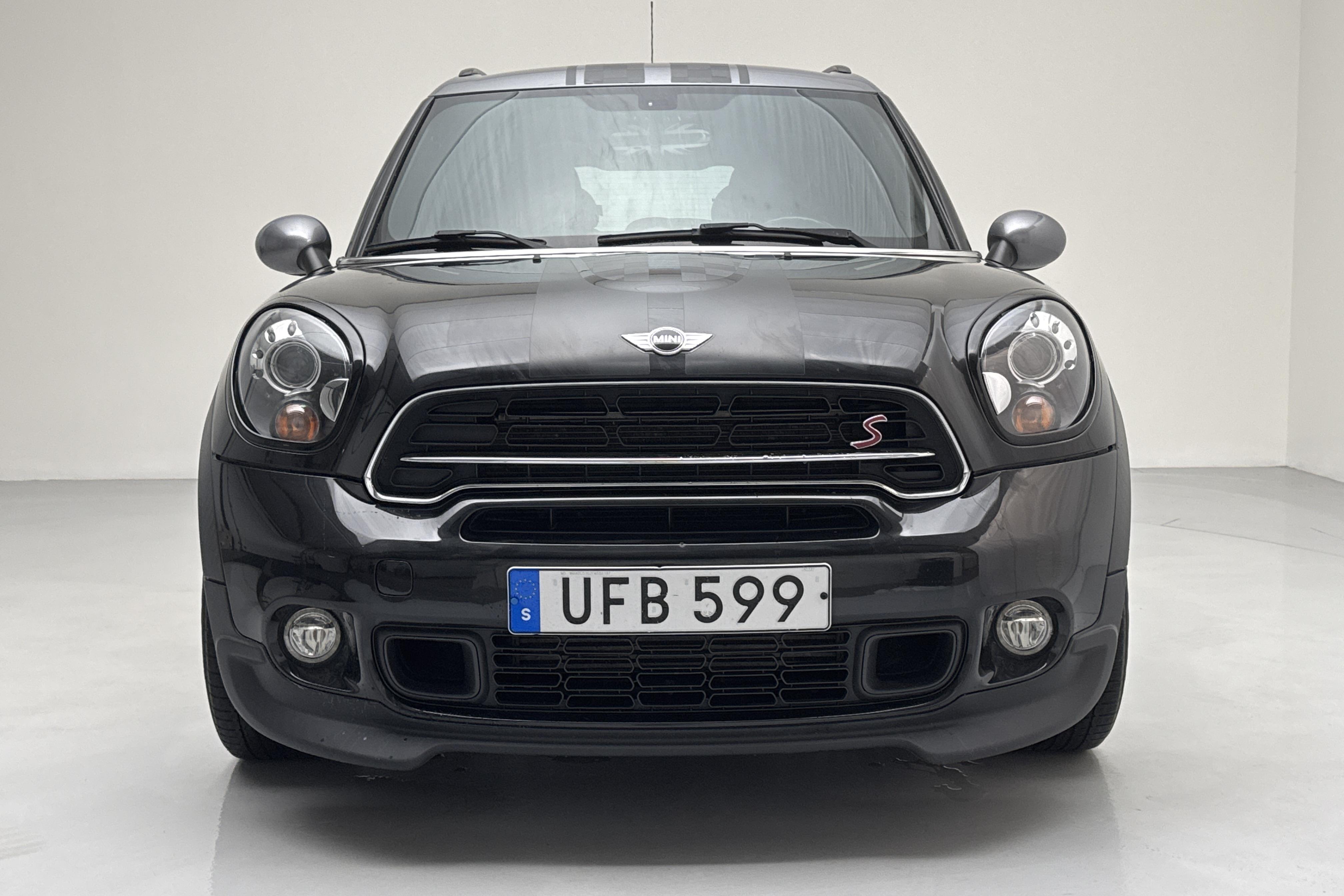 MINI Cooper S ALL4 Countryman (190hk) - 10 724 mil - Manuell - svart - 2015