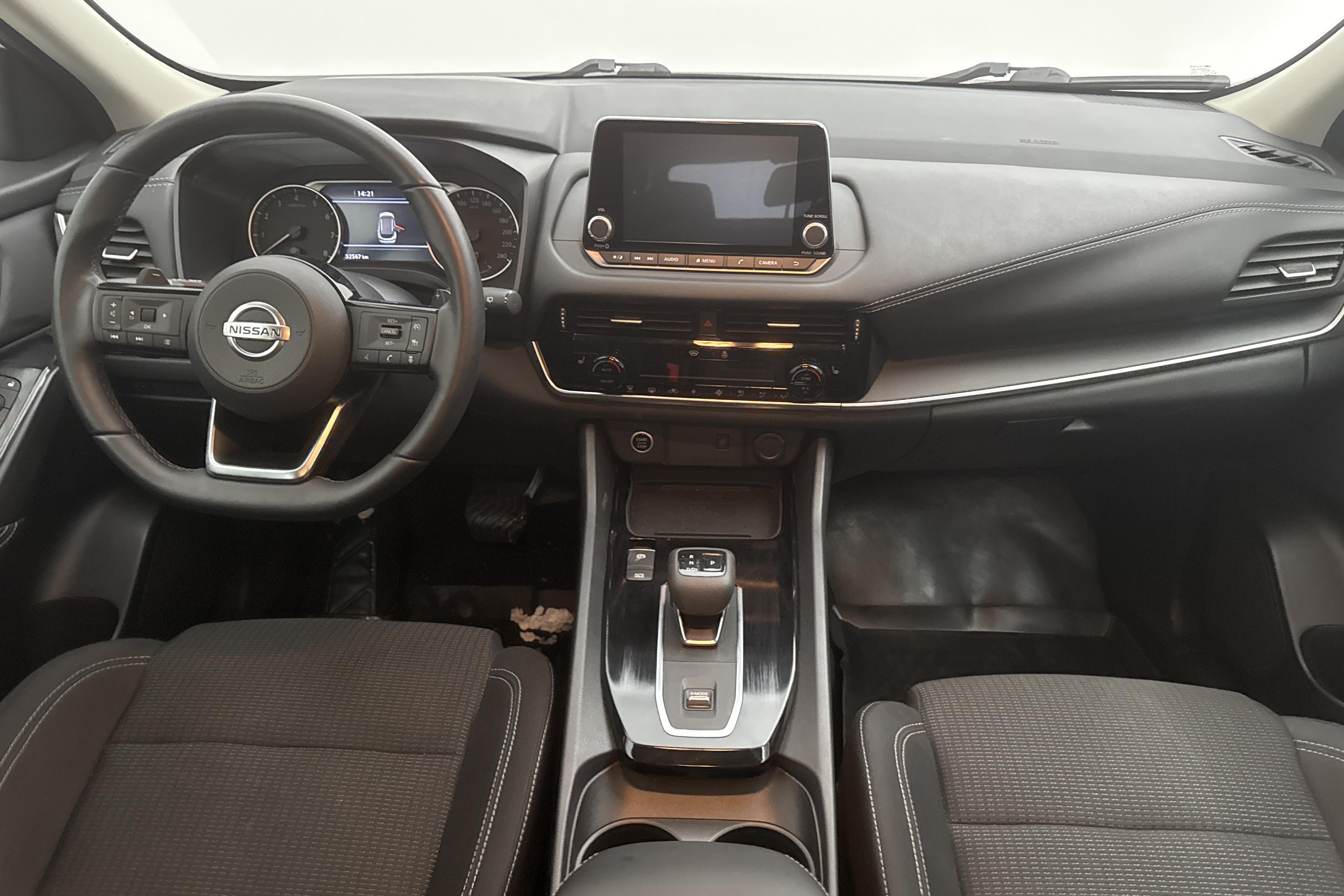 Nissan Qashqai 1.3 MHEV (158hk) - 32 570 km - Automaatne - valge - 2021