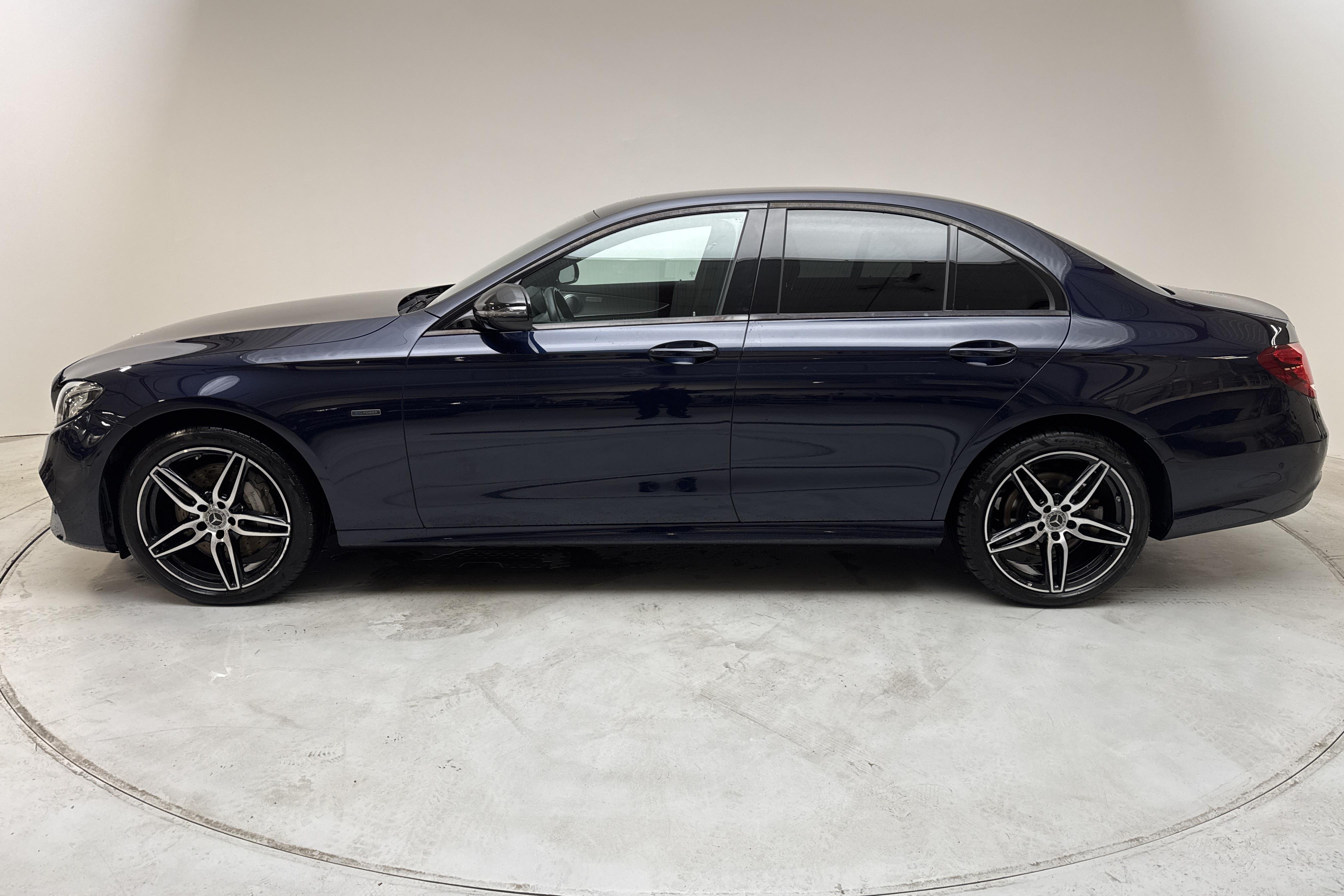 Mercedes E 350 e Sedan W213 (279hk) - 73 820 km - Automatic - Dark Blue - 2018