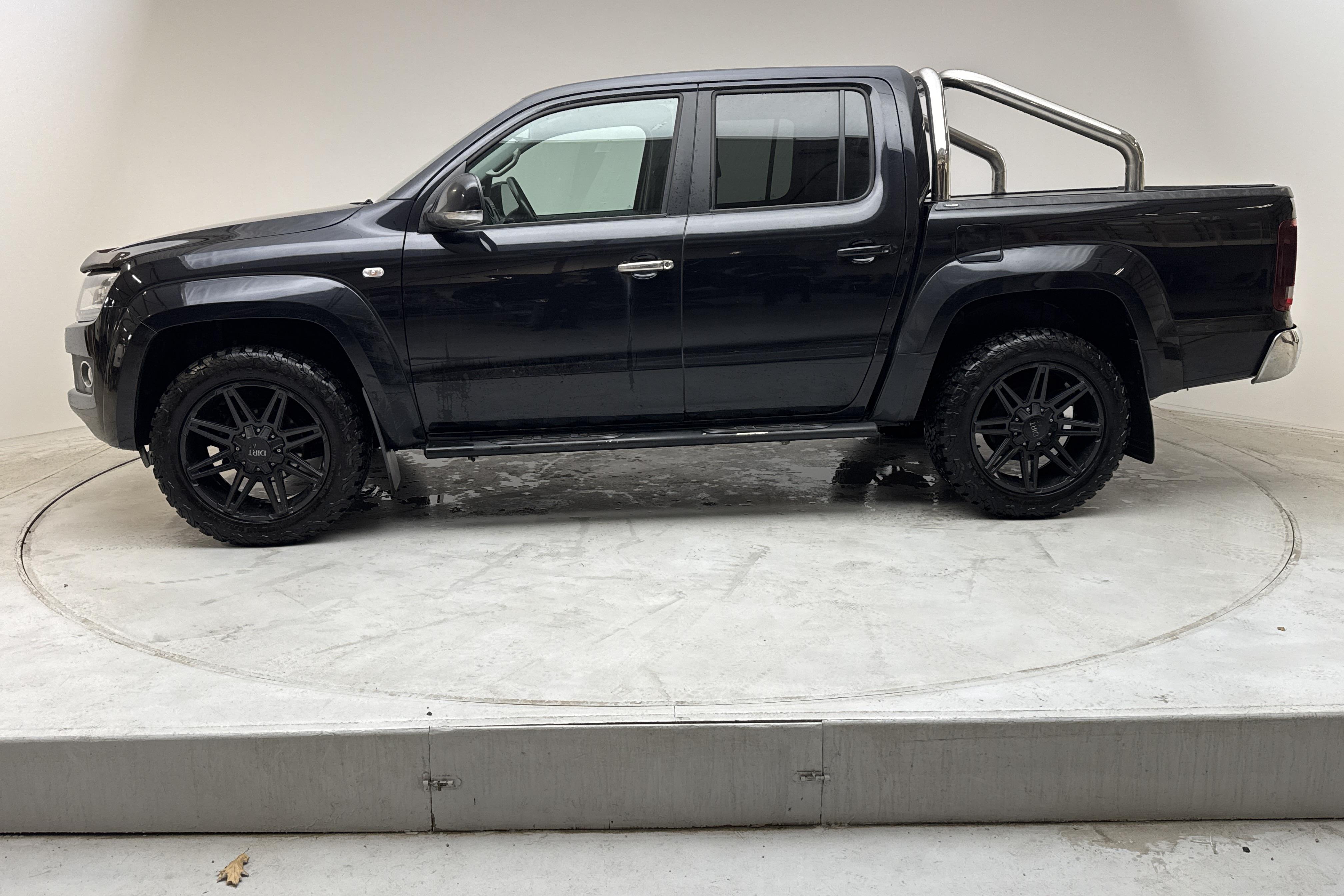 VW Amarok 2.0 TDI 4motion (180hk) - 27 263 mil - Automat - svart - 2016