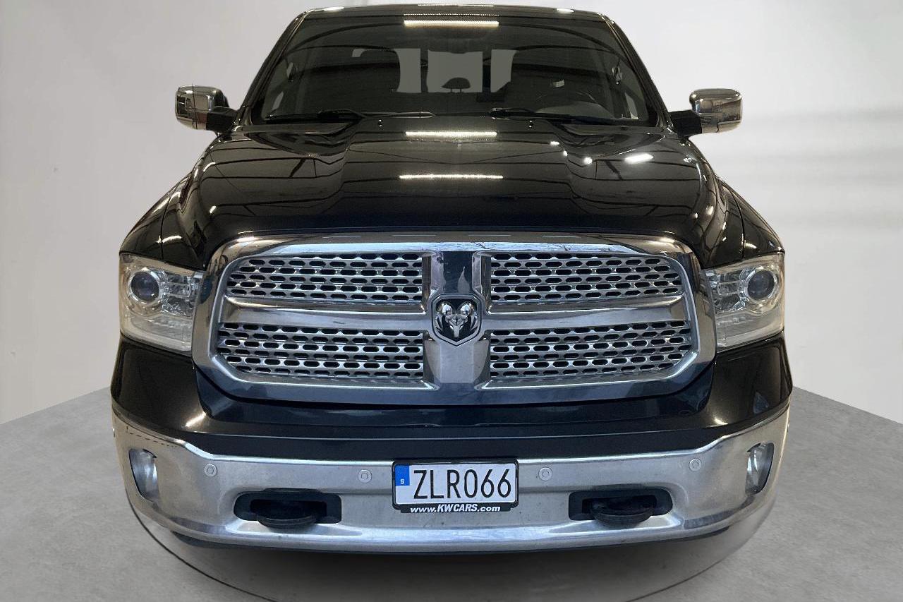 Dodge RAM 1500 5.7 4WD (401hk) - 24 780 mil - Automat - svart - 2018