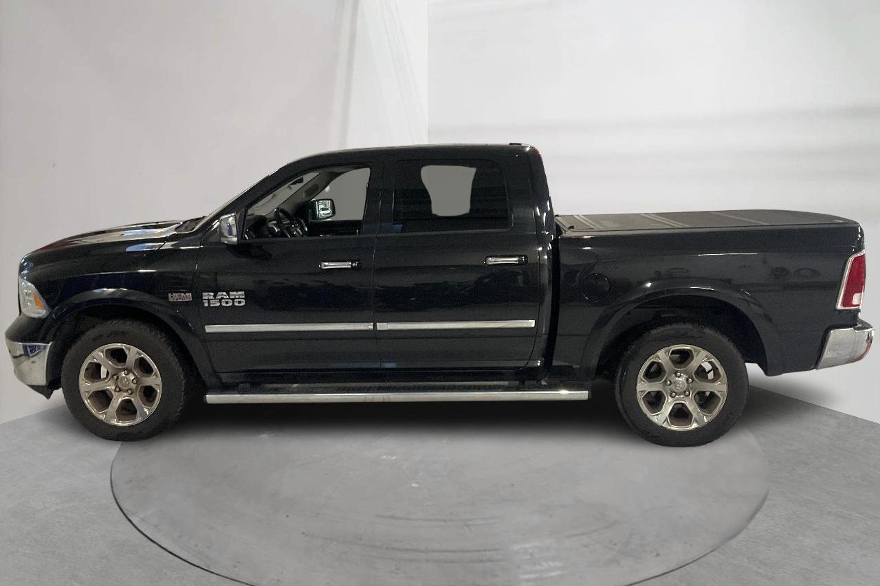 Dodge RAM 1500 5.7 4WD (401hk) - 24 780 mil - Automat - svart - 2018