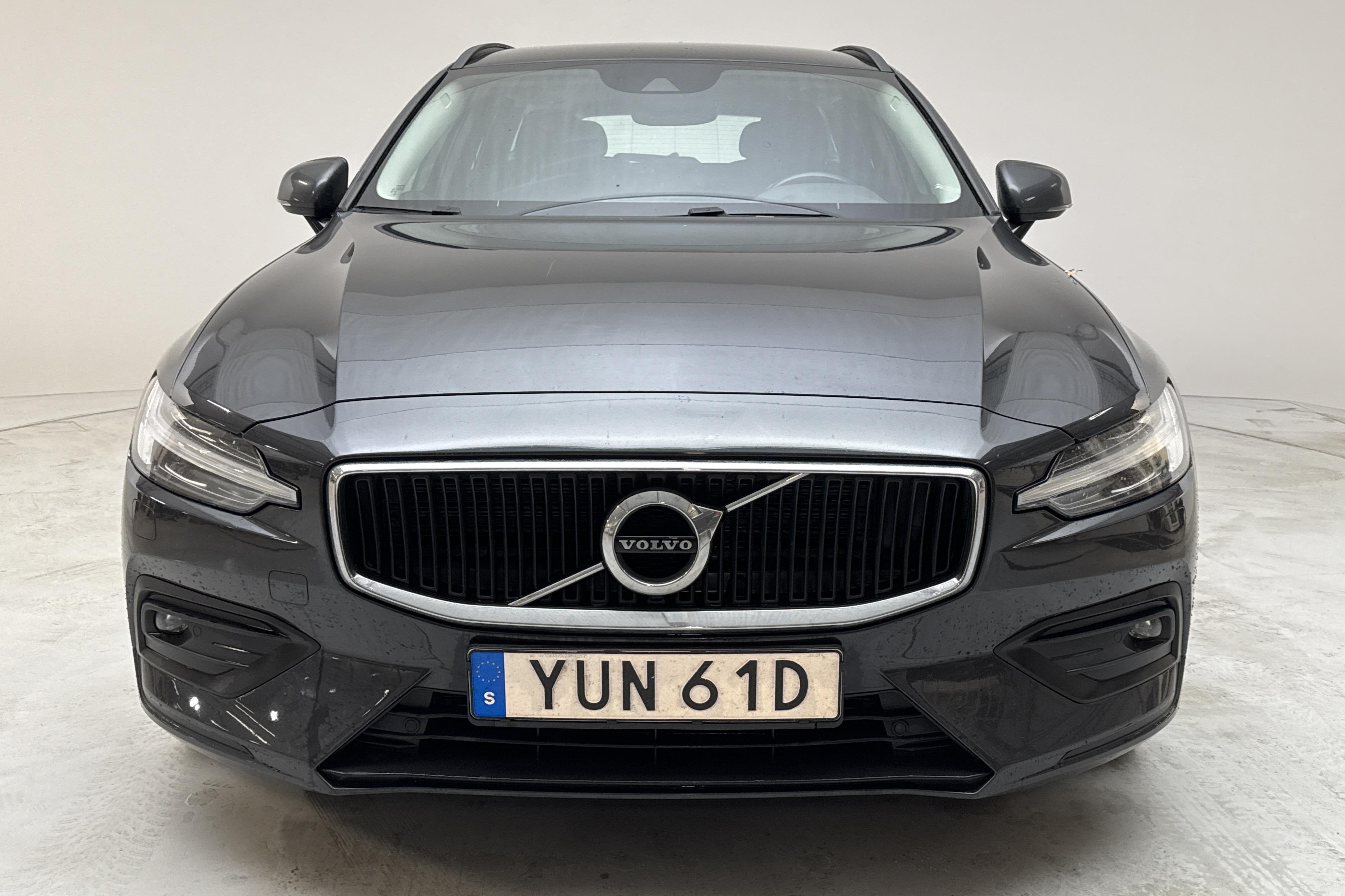 Volvo V60 D4 (190hk) - 126 300 km - Automatic - gray - 2020