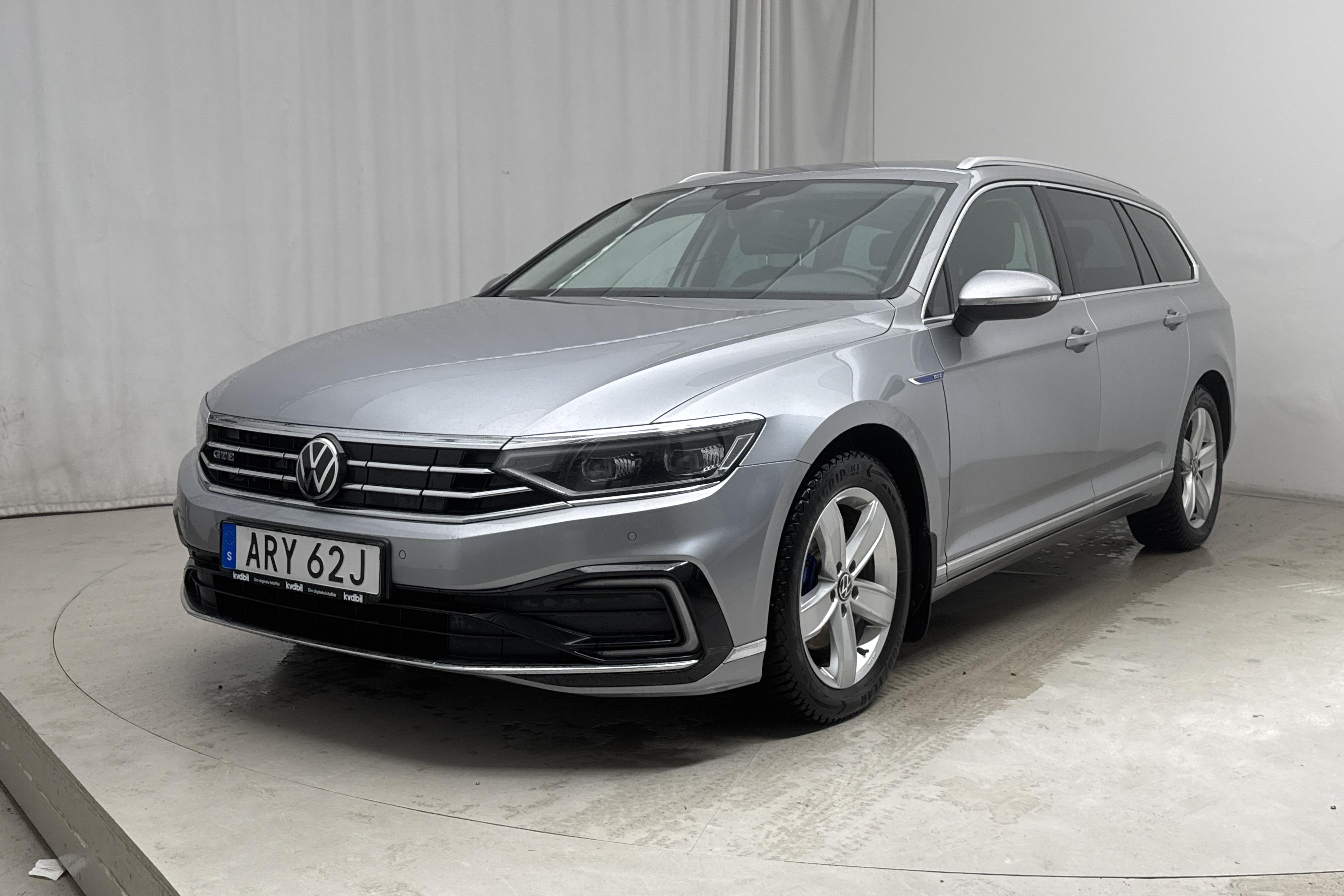 VW Passat 1.4 GTE Sportscombi (218hk) - 12 214 mil - Automat - silver - 2021