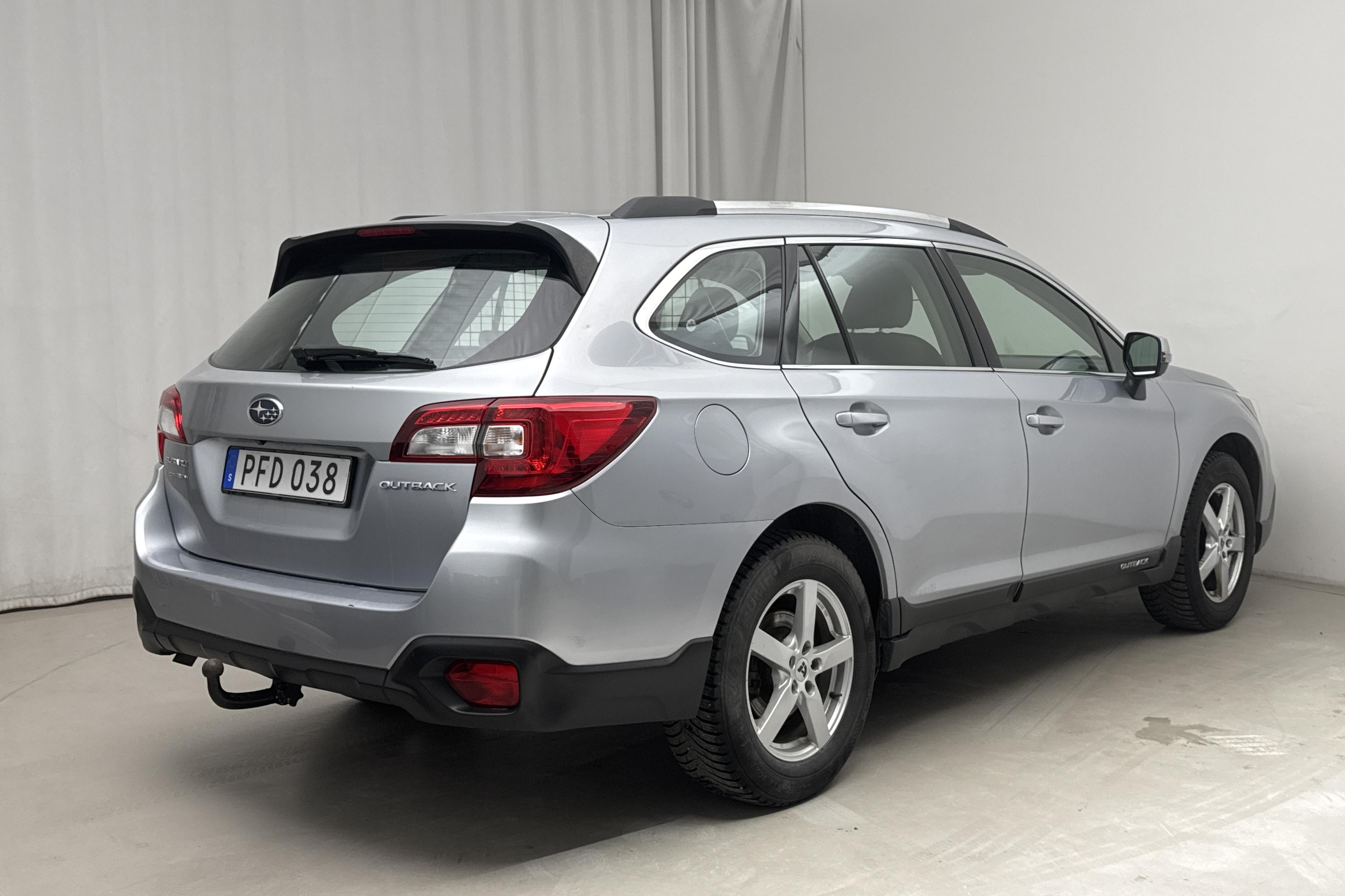 Subaru Outback 2.5i 4WD (175hk) - 101 510 km - Automatic - silver - 2016