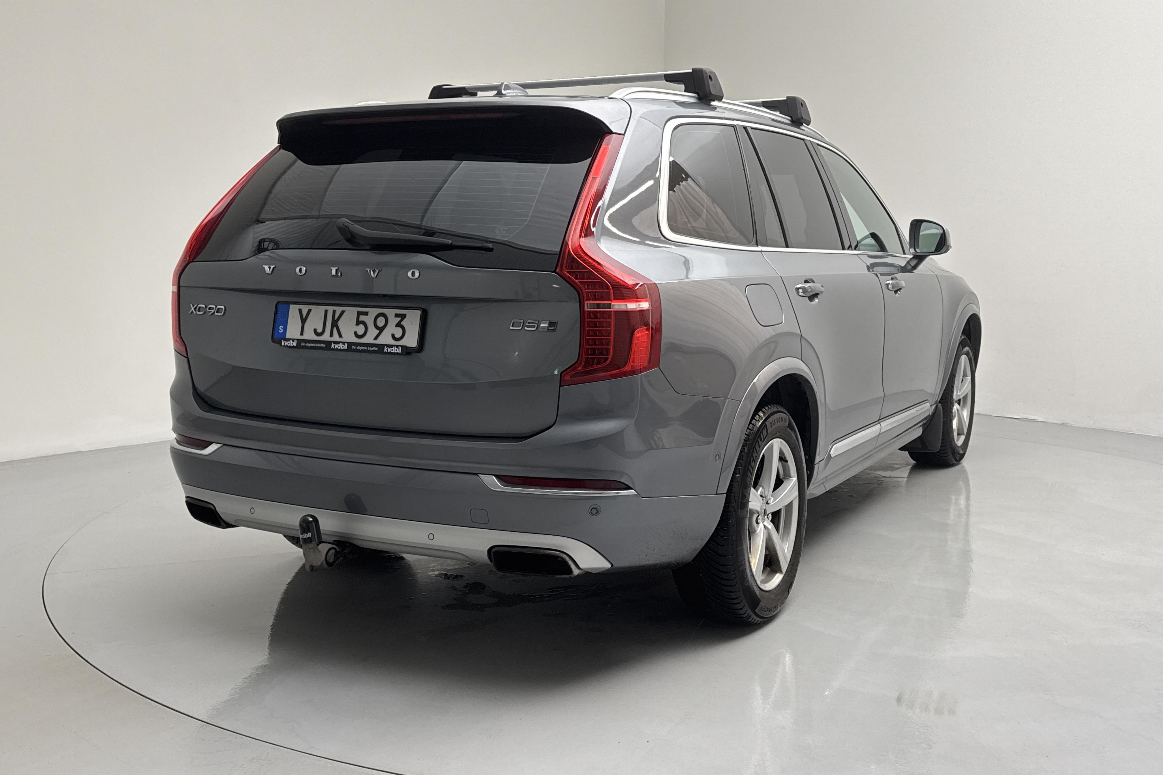 Volvo XC90 D5 AWD (235hk) - 300 610 km - Automatic - gray - 2017