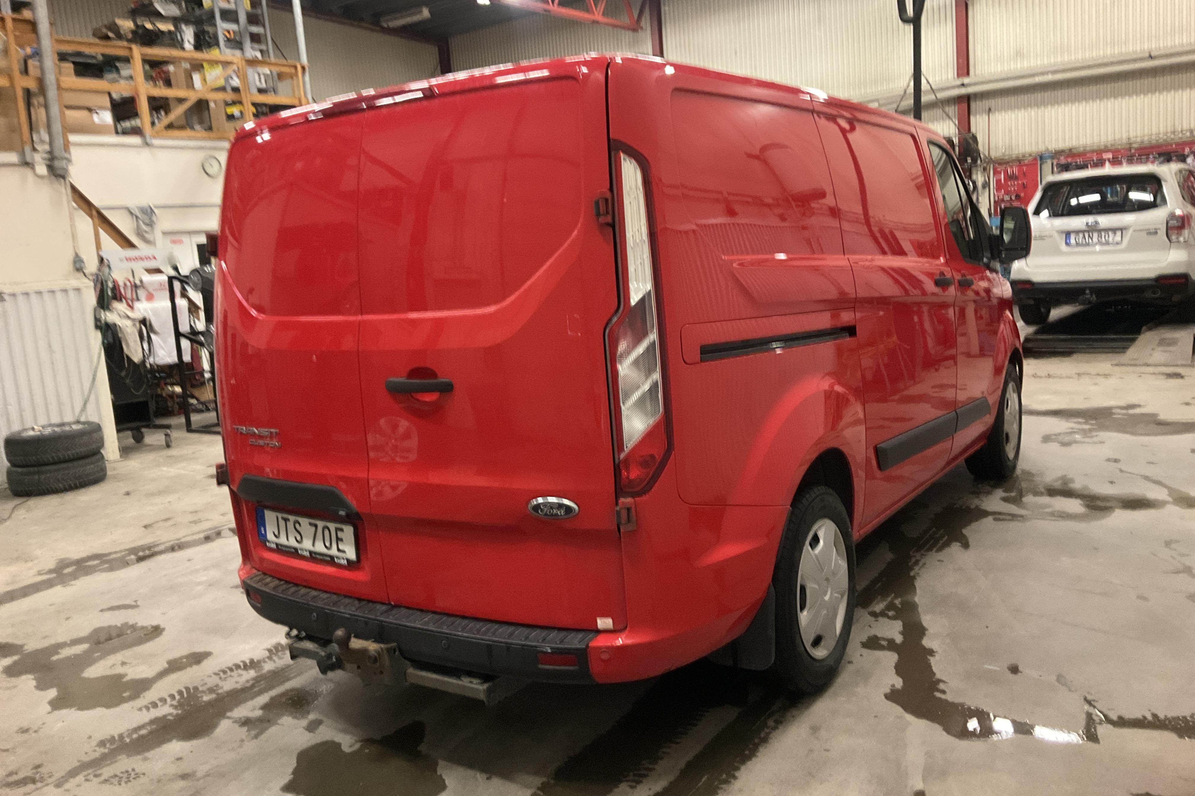 Ford Transit Custom 290 (130hk) - 20 810 mil - Automat - röd - 2019