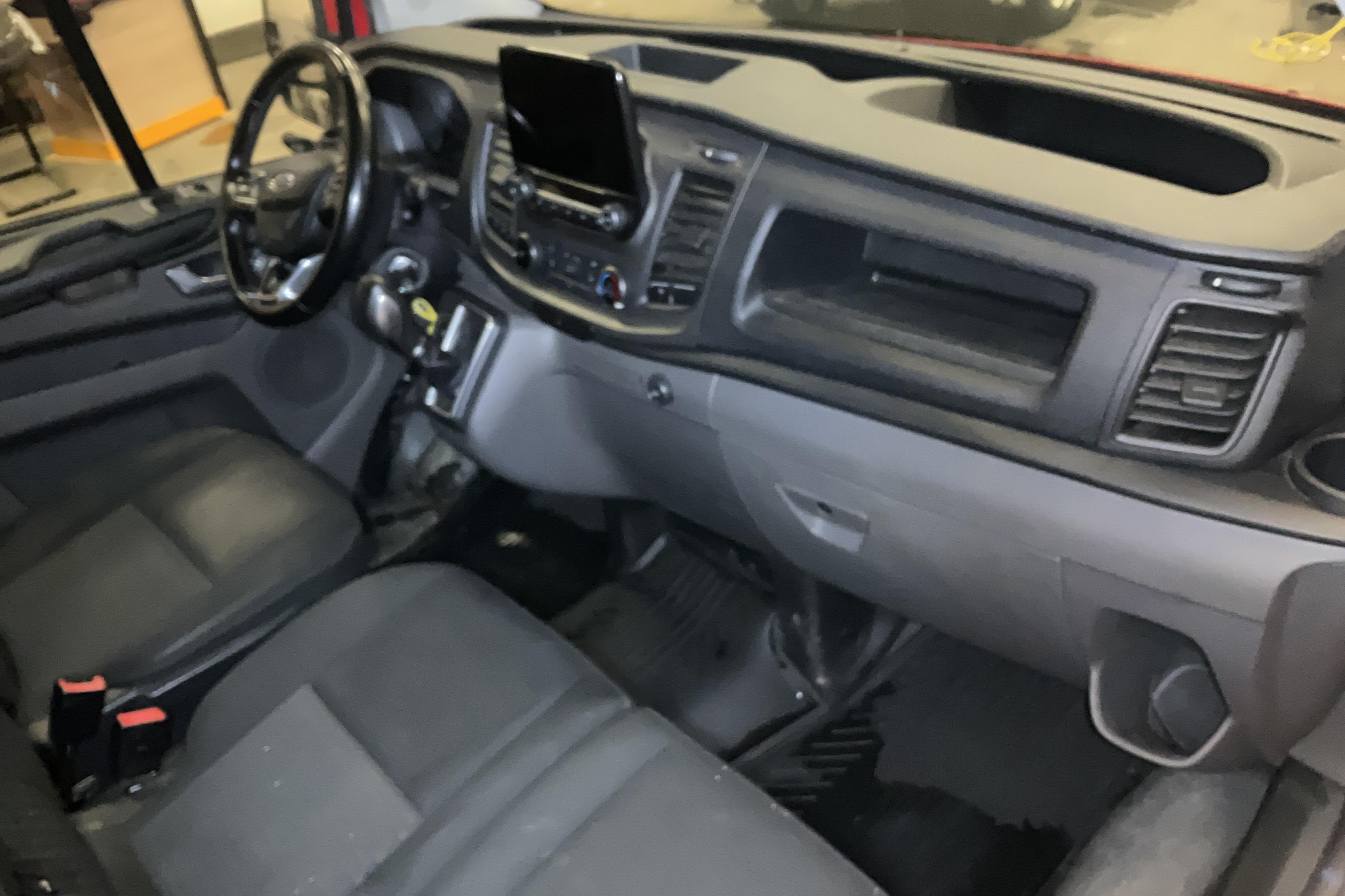 Ford Transit Custom 290 (130hk) - 20 810 mil - Automat - röd - 2019