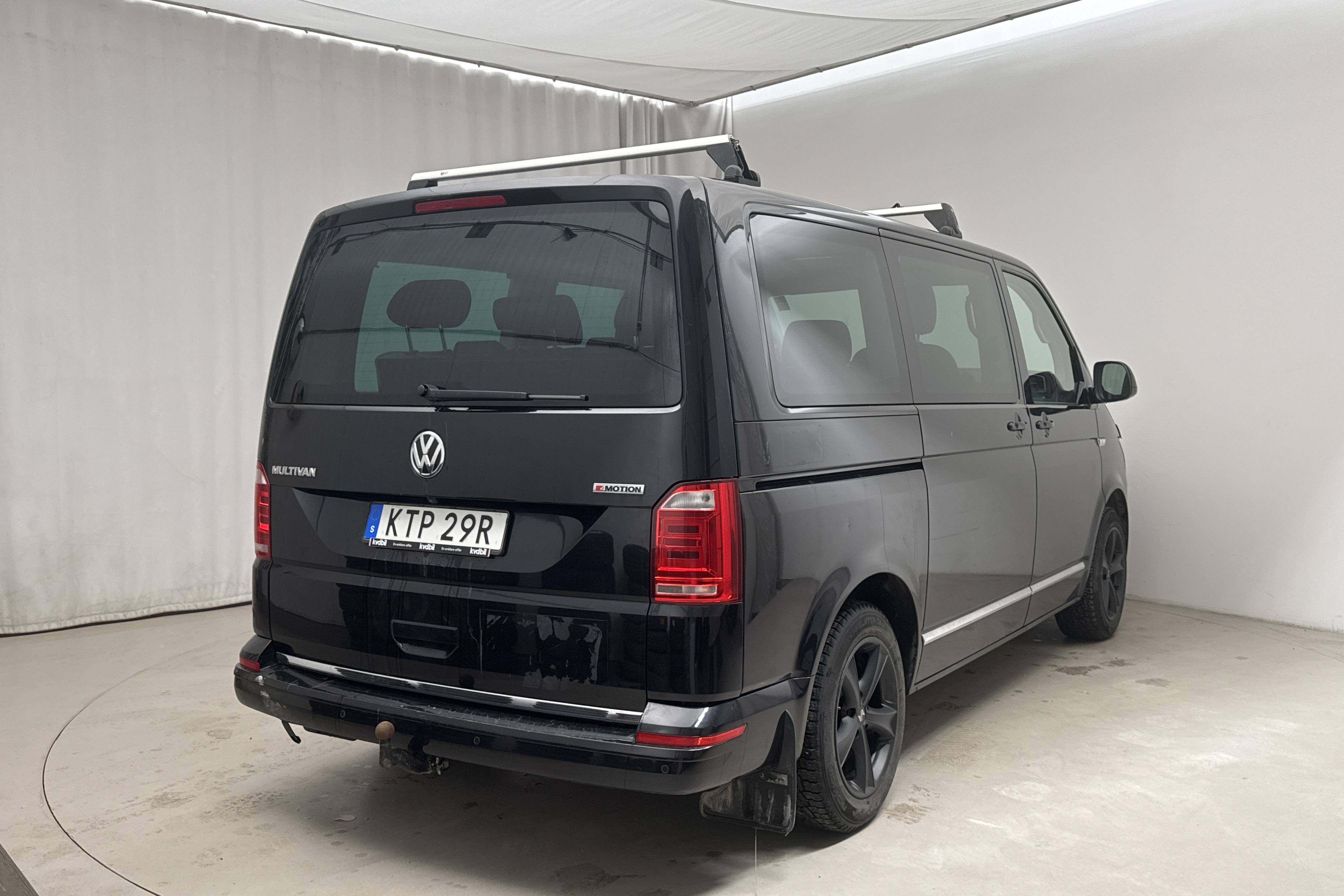 VW Multivan T6.1 TDI 4MOTION (199hk) - 16 729 mil - Automat - svart - 2019