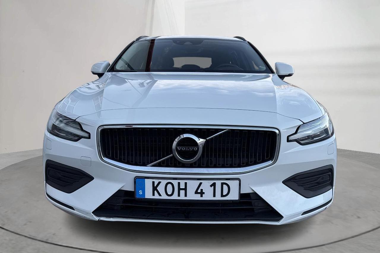 Volvo V60 B4 Mildhybrid, Diesel (197hk) - 115 790 km - Automatyczna - biały - 2022