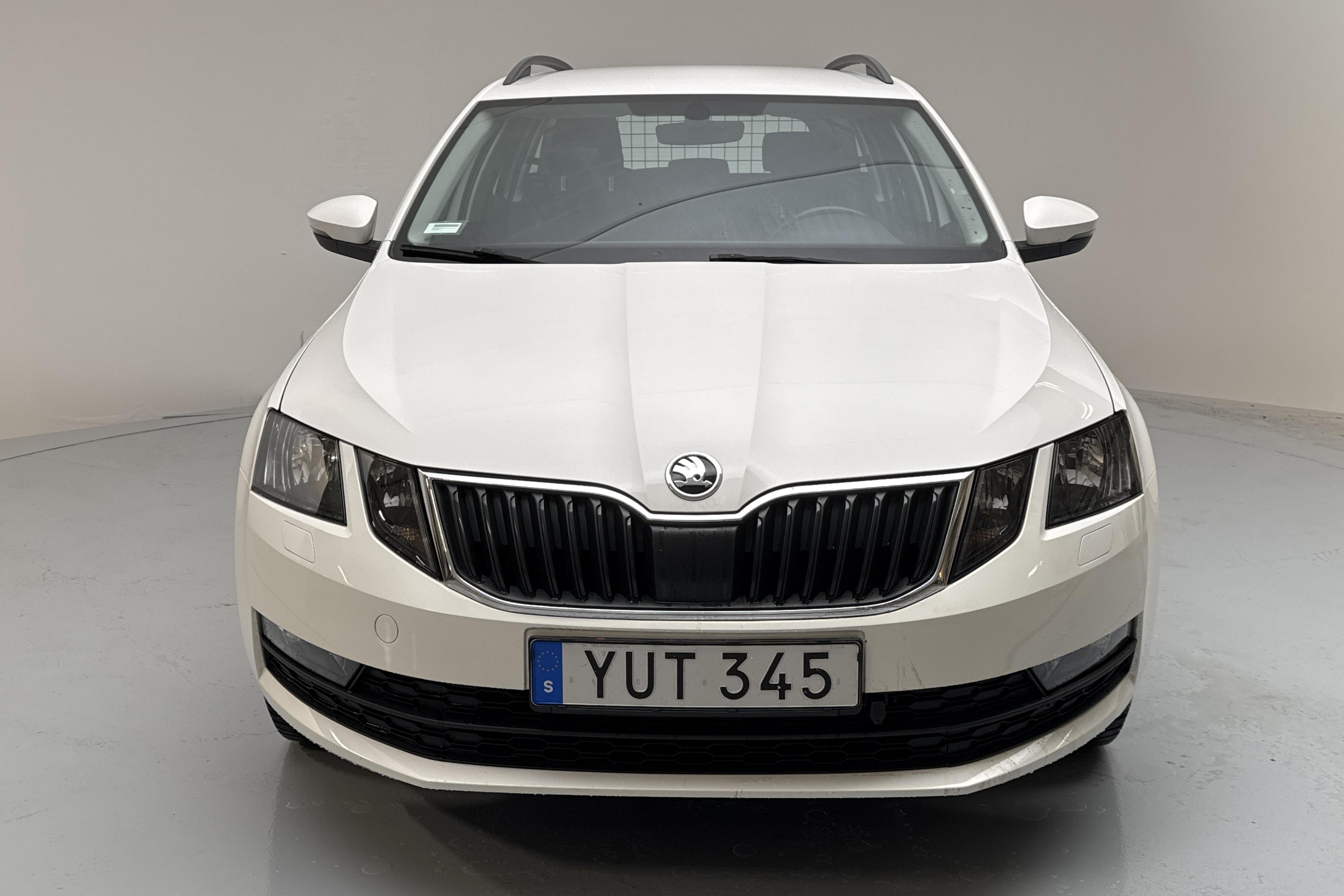 Skoda Octavia III 2.0 TDI CR Combi 4x4 (150hk) - 73 470 km - Manuaalinen - valkoinen - 2018