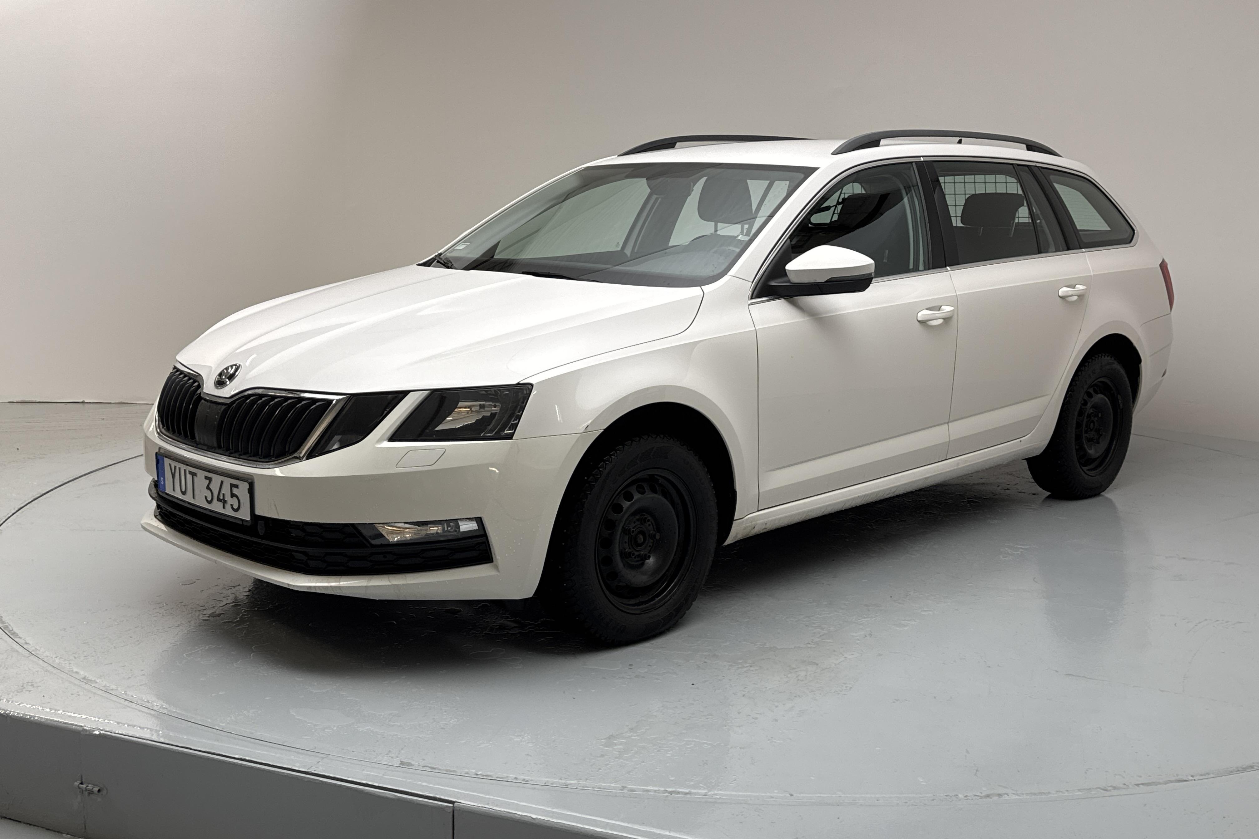 Skoda Octavia III 2.0 TDI CR Combi 4x4 (150hk) - 73 470 km - Manuaalinen - valkoinen - 2018