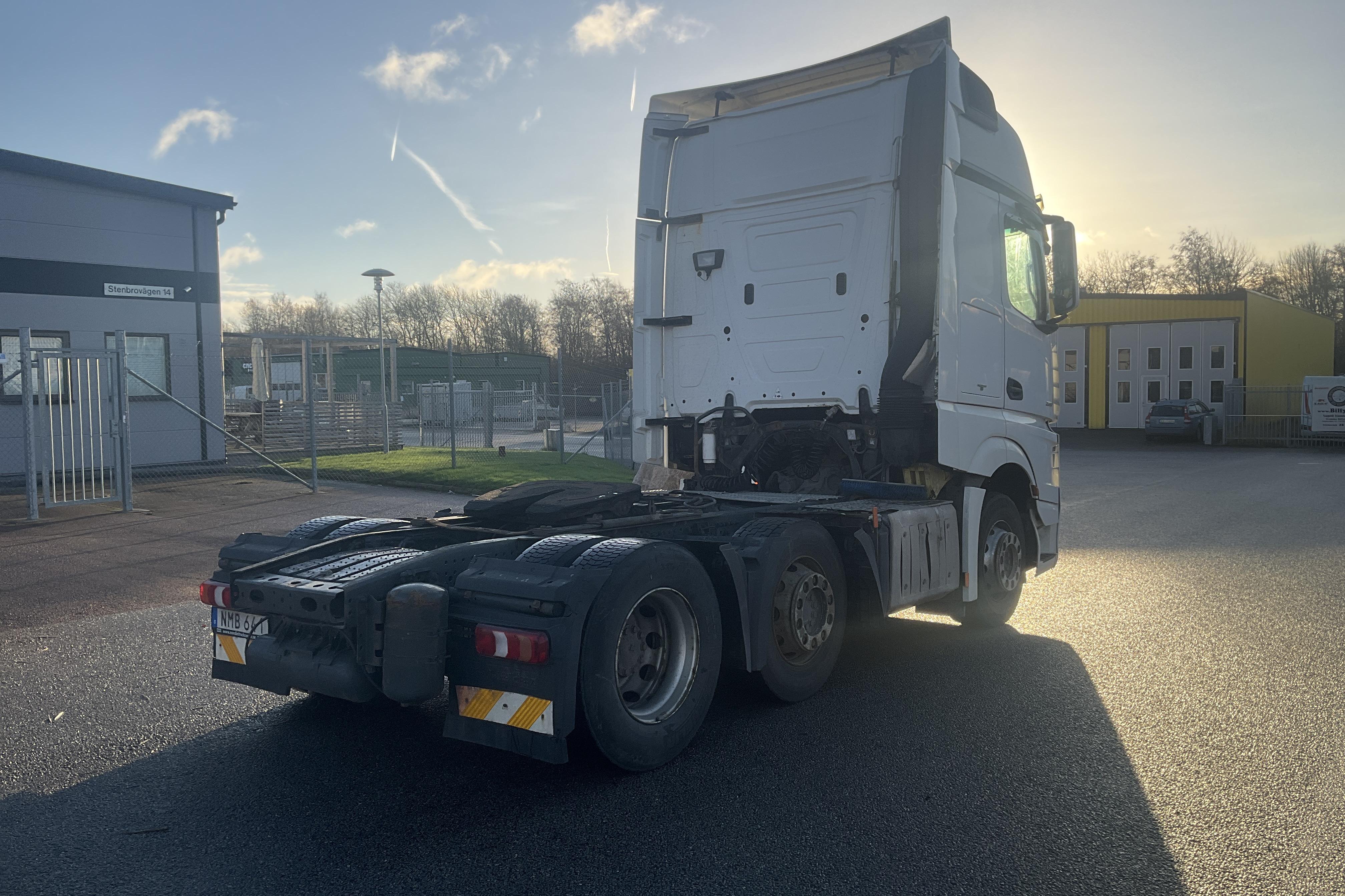 Mercedes ACTROS 963 - 1 149 299 km - Automatyczna - biały - 2014