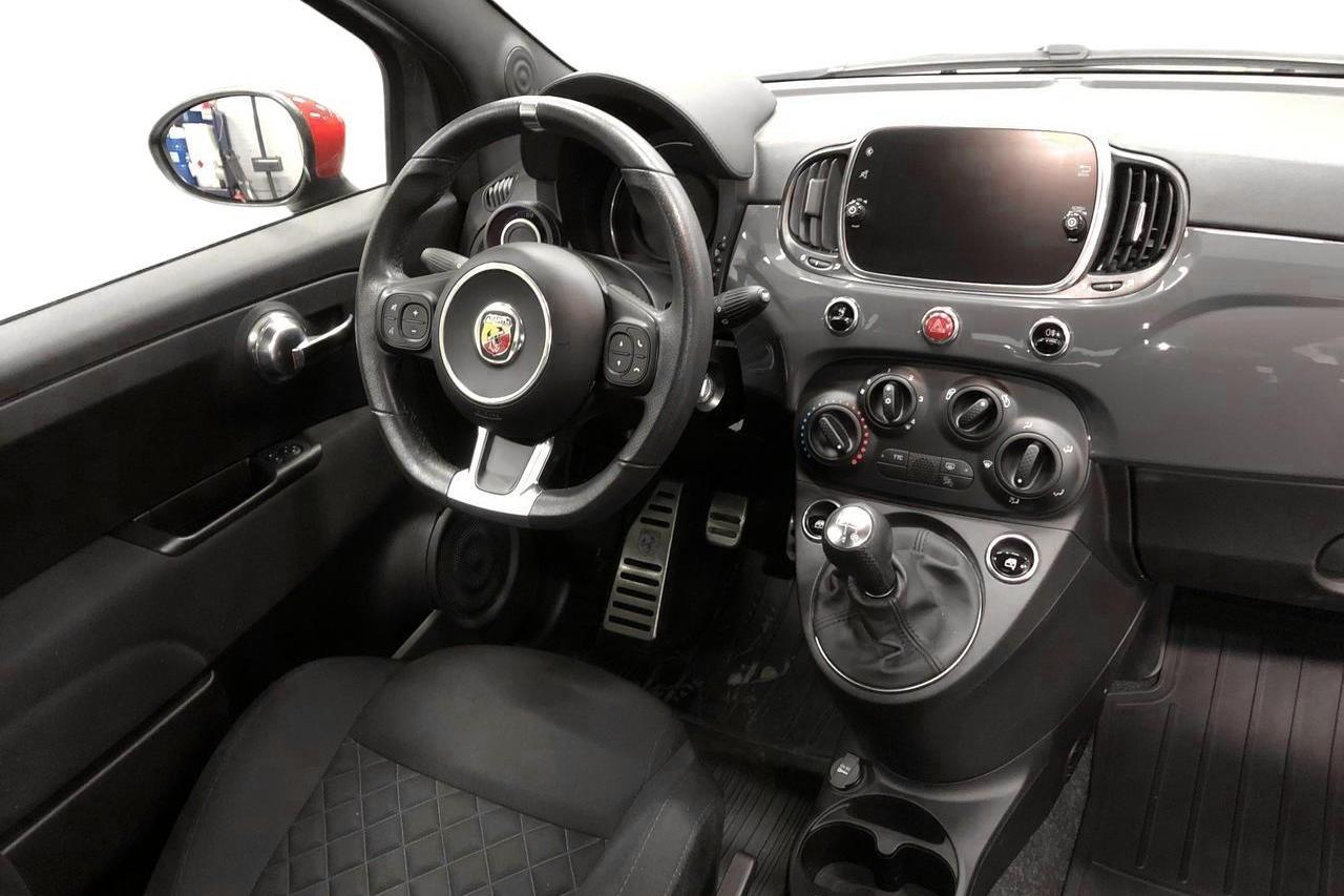 Fiat Abarth 595 (145hk) - 11 520 km - Manuaalinen - harmaa - 2022