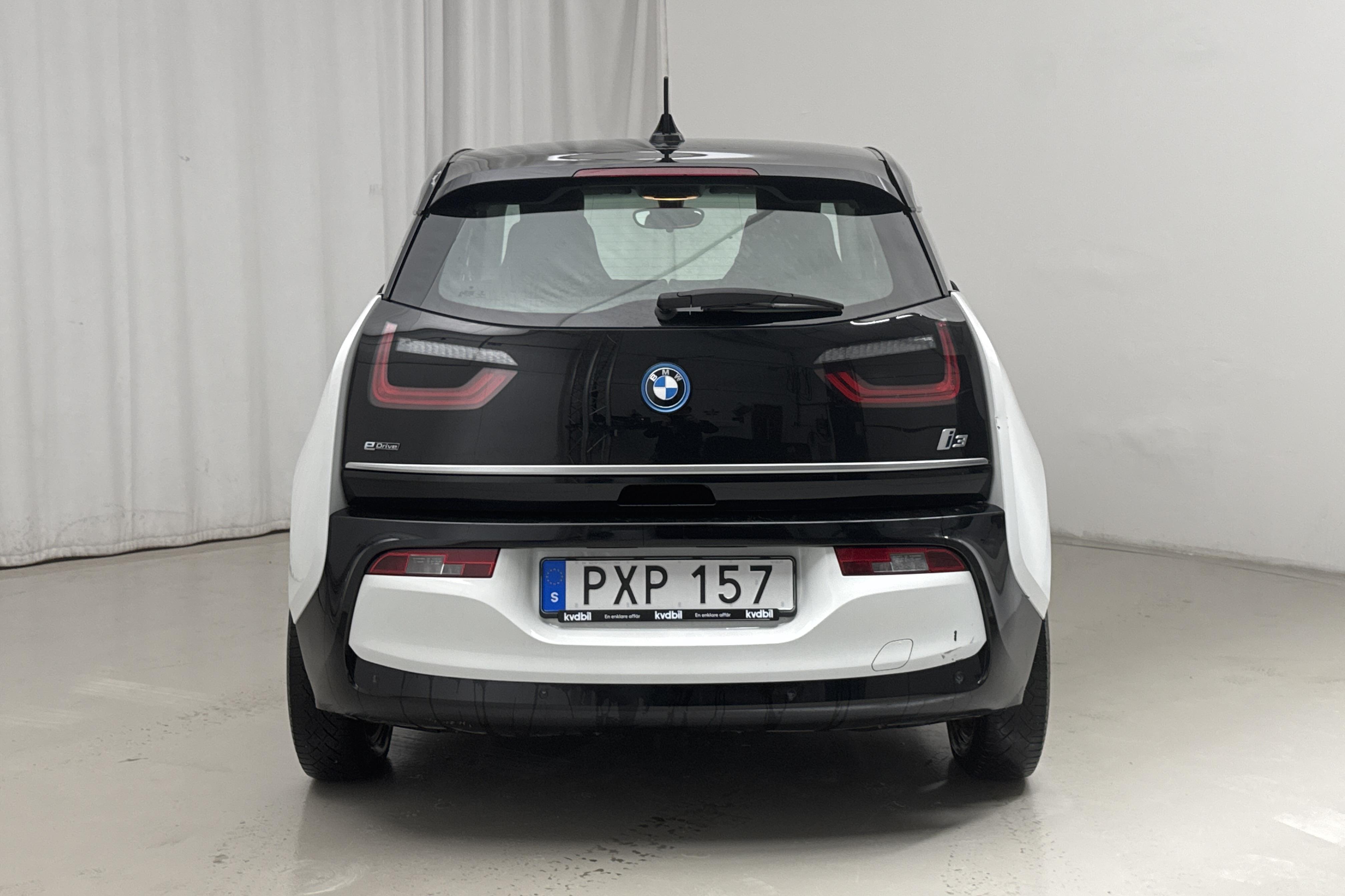 BMW i3 120Ah, I01 (170hk) - 13 546 mil - Automat - vit - 2019