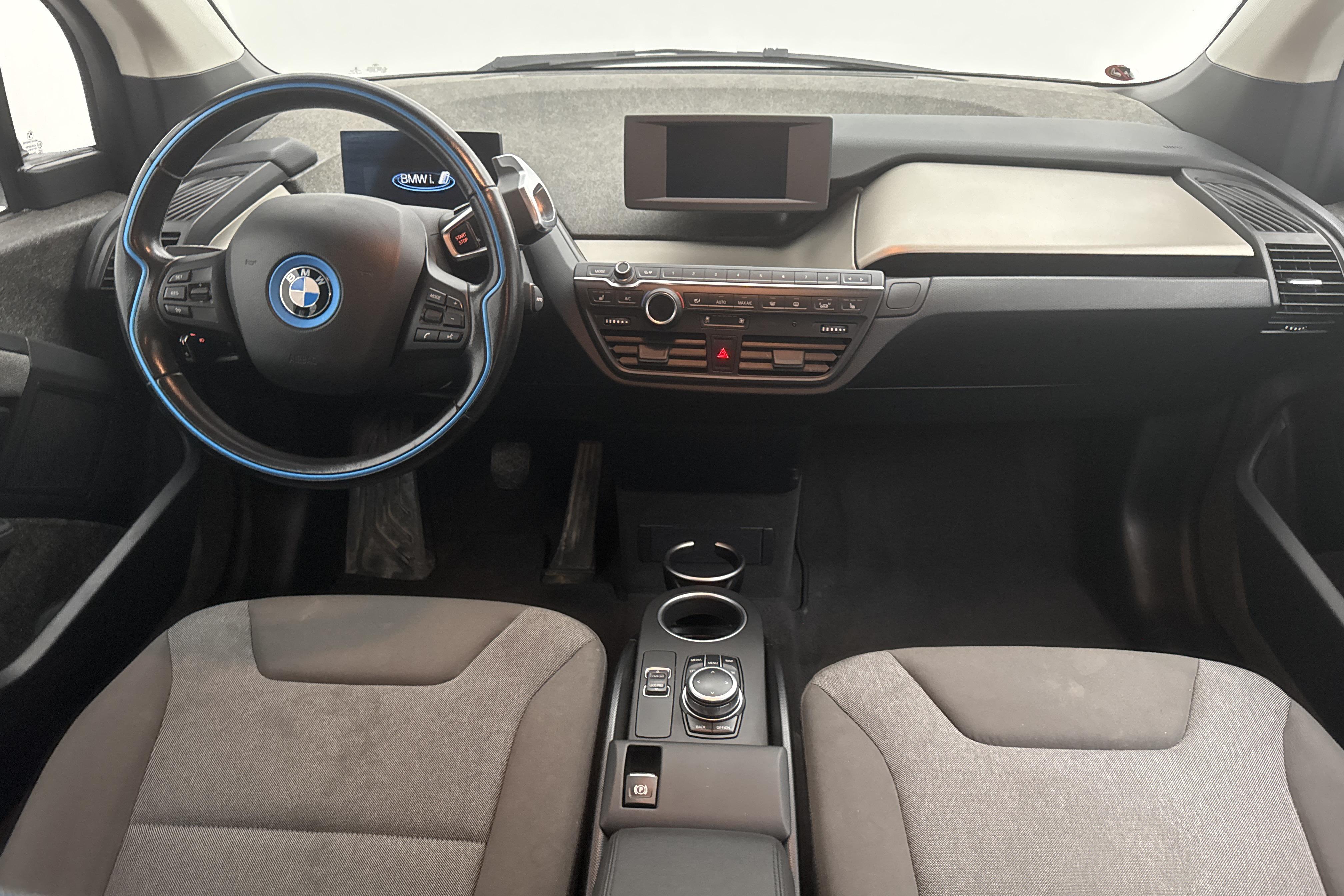 BMW i3 120Ah, I01 (170hk) - 13 546 mil - Automat - vit - 2019