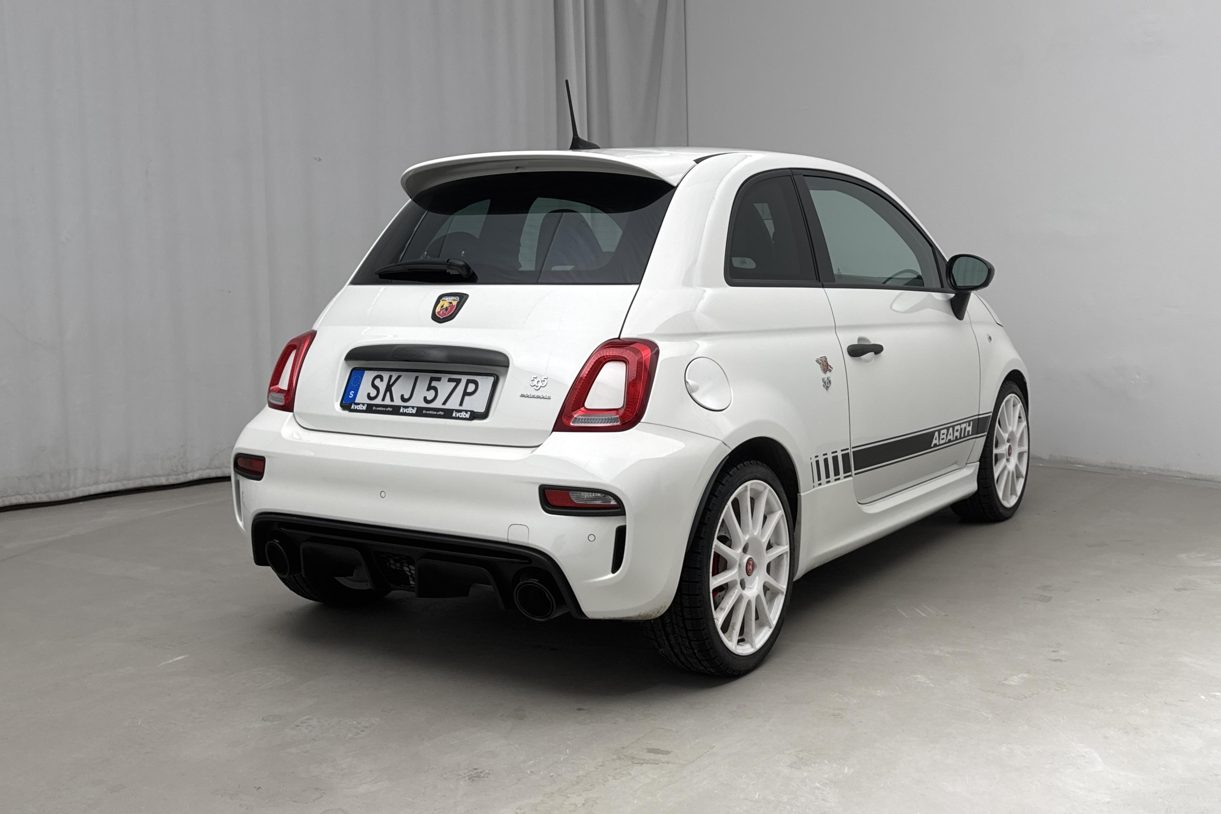 Fiat Abarth 595 (180hk) - 28 380 km - Käsitsi - valge - 2021