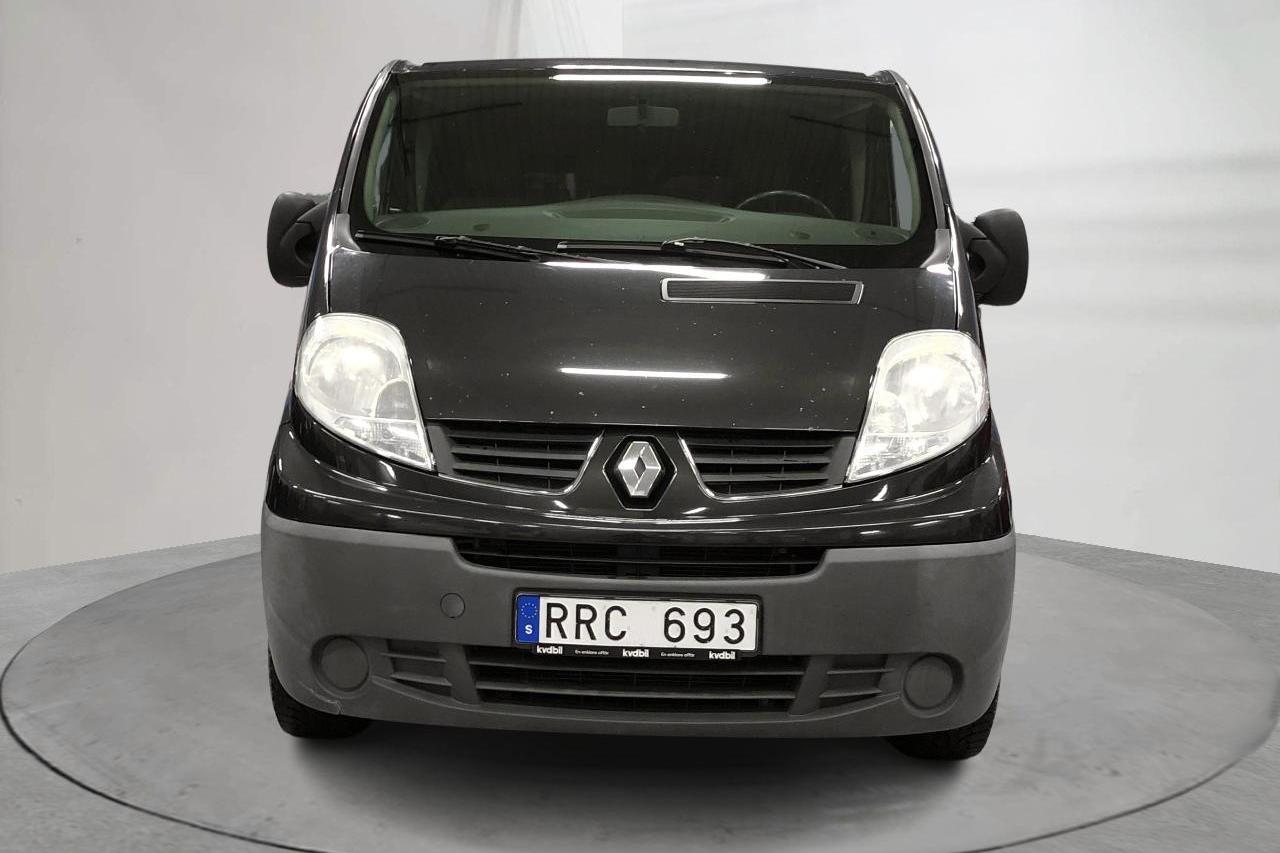 Renault Trafic 2.0 dCi Skåp/Buss (115hk) - 21 174 mil - Manuell - svart - 2011