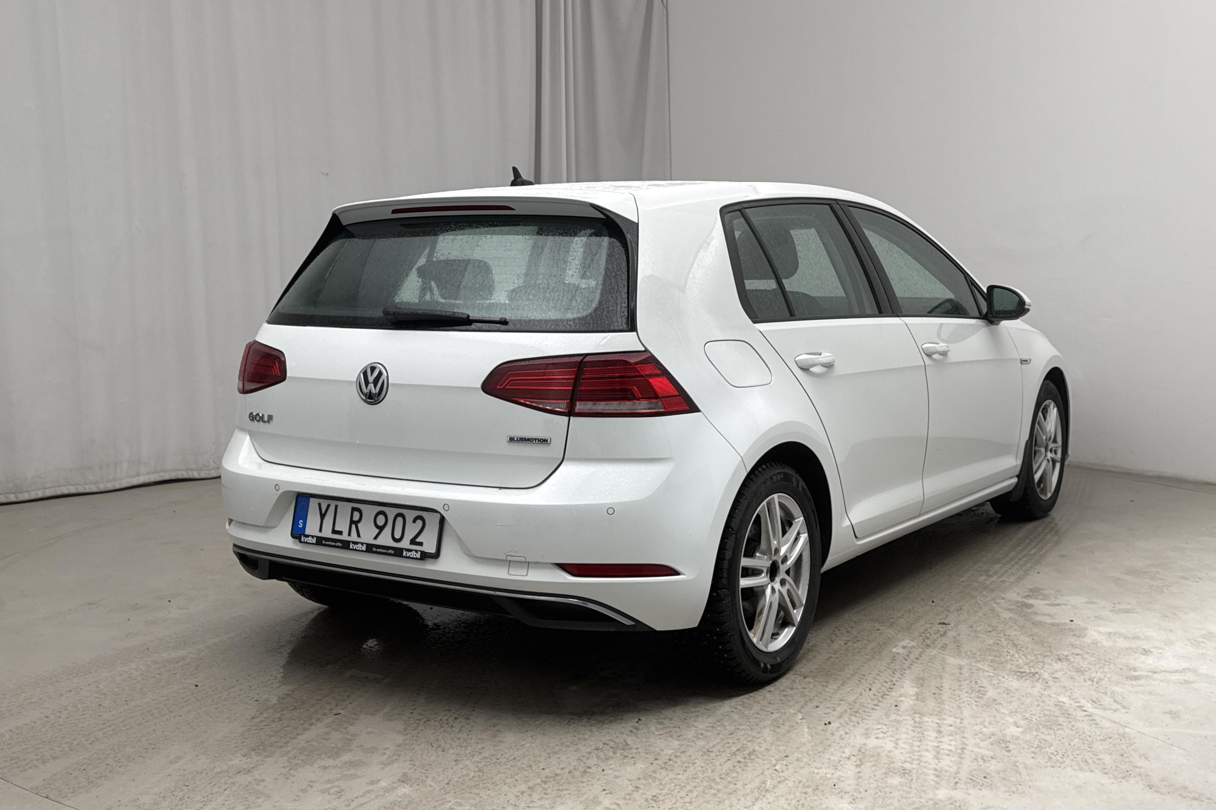 VW Golf VII 1.5 TSI 5dr (130hk) - 5 298 mil - Manuell - vit - 2018