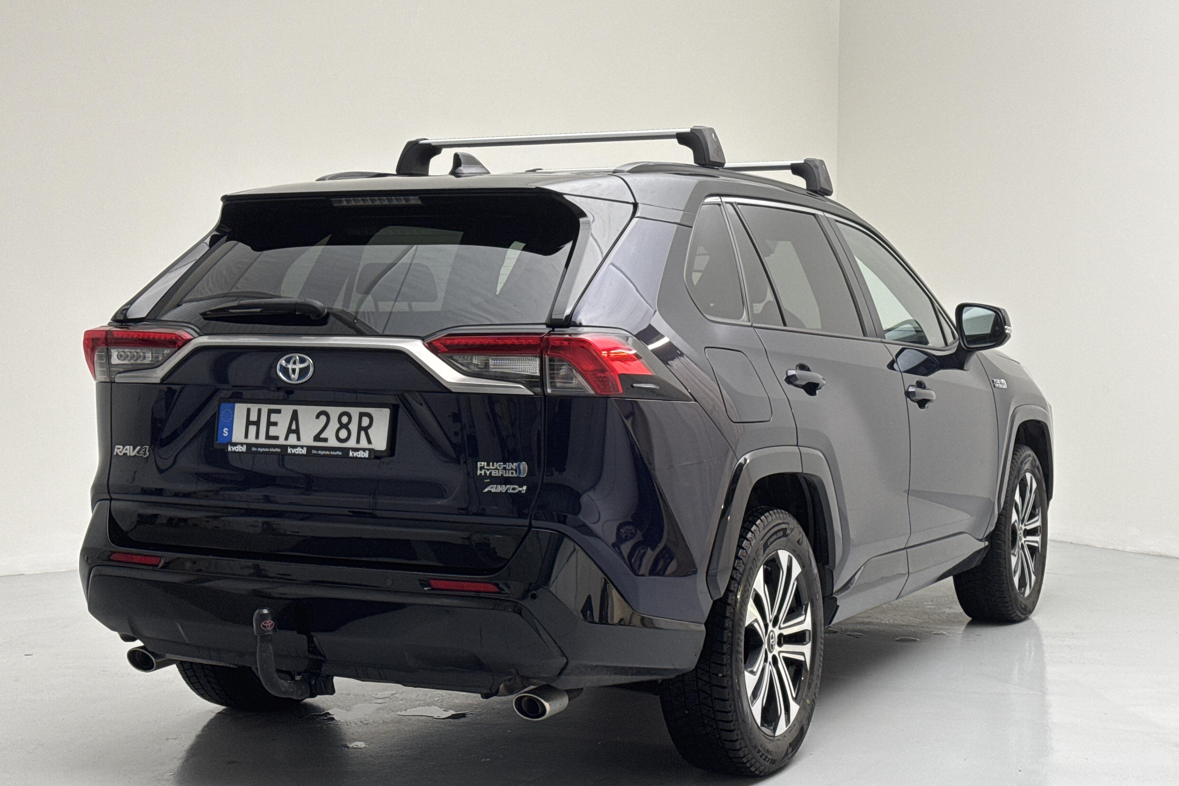 Toyota RAV4 2.5 Plug-in Hybrid AWD (306hk) - 76 400 km - Automatyczna - niebieski - 2021