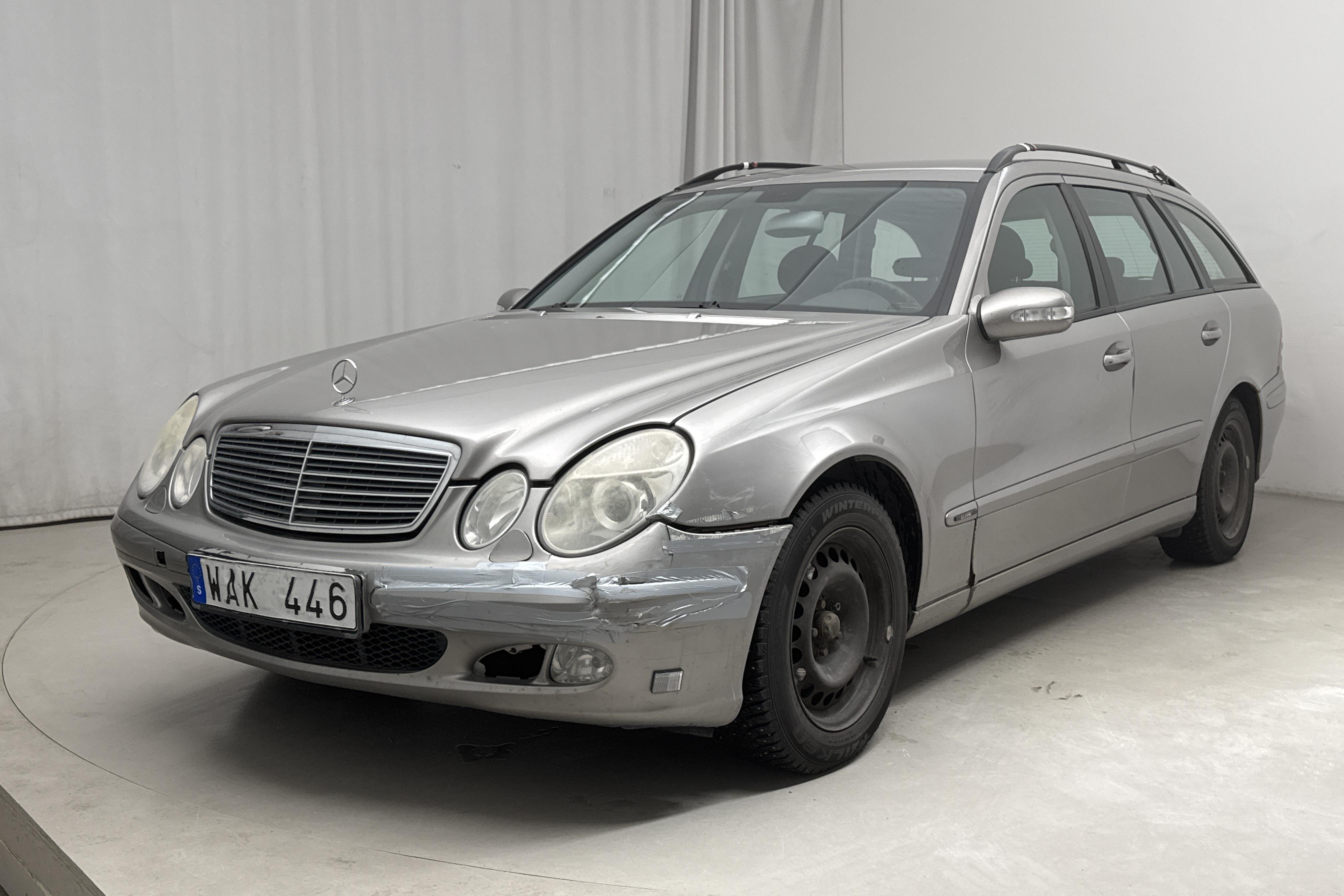 Mercedes E 200 Kompressor Kombi W211 (163hk) - 172 790 km - Manual - silver - 2004