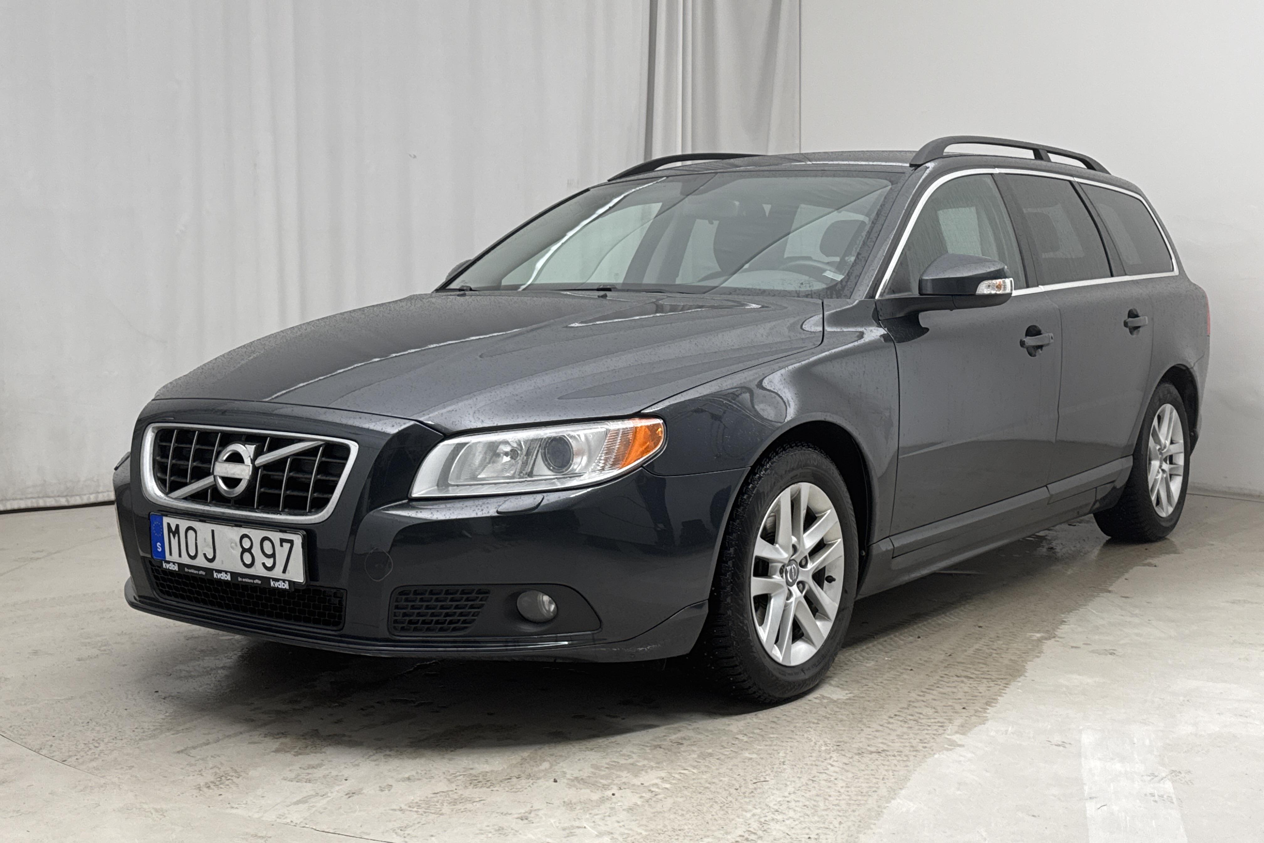 Volvo V70 II 1.6D DRIVe (109hk) - 25 443 mil - Manuell - grå - 2011