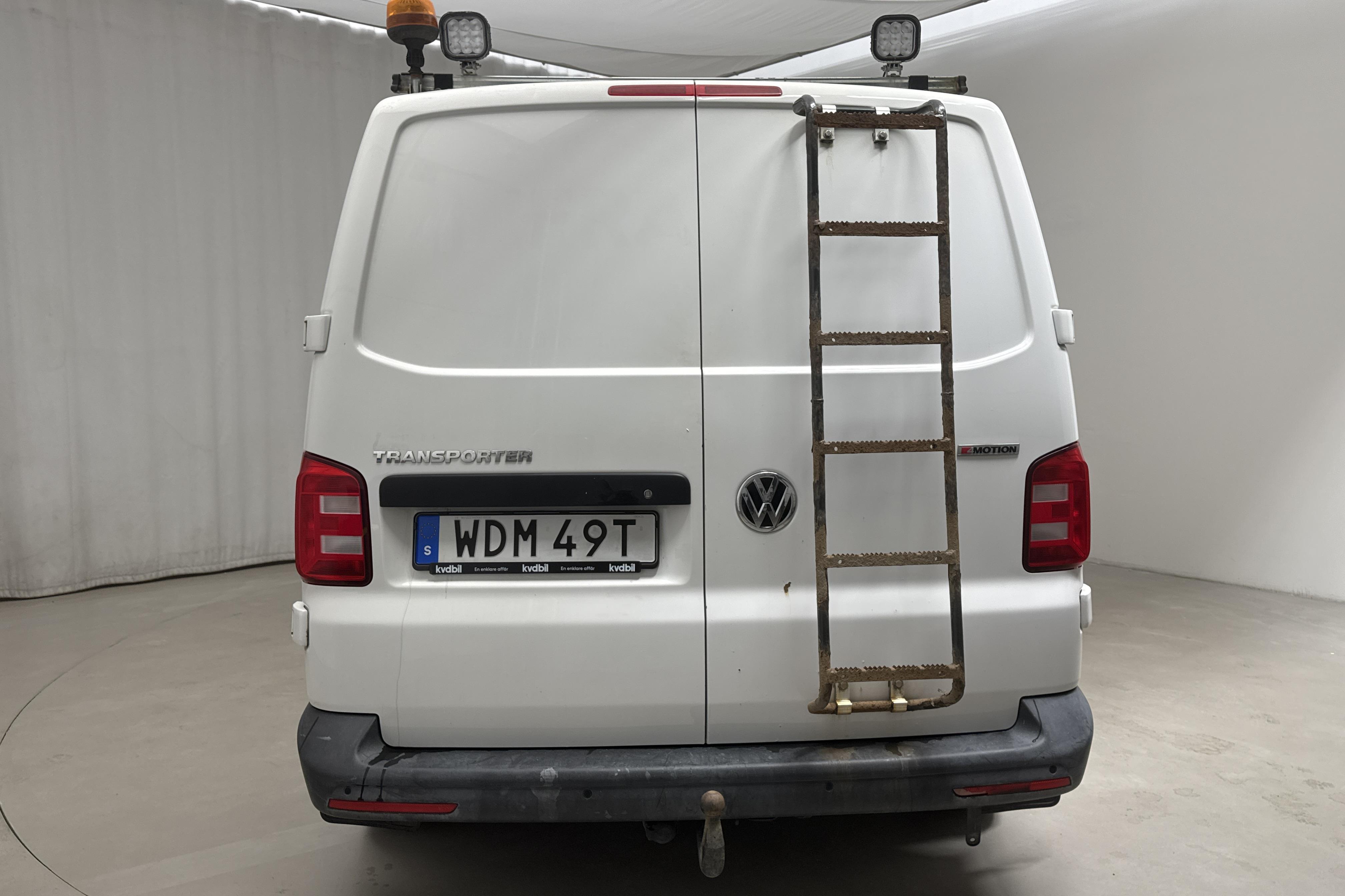 VW Transporter T6 2.0 TDI BMT Skåp 4MOTION (150hk) - 170 350 km - Käsitsi - valge - 2019