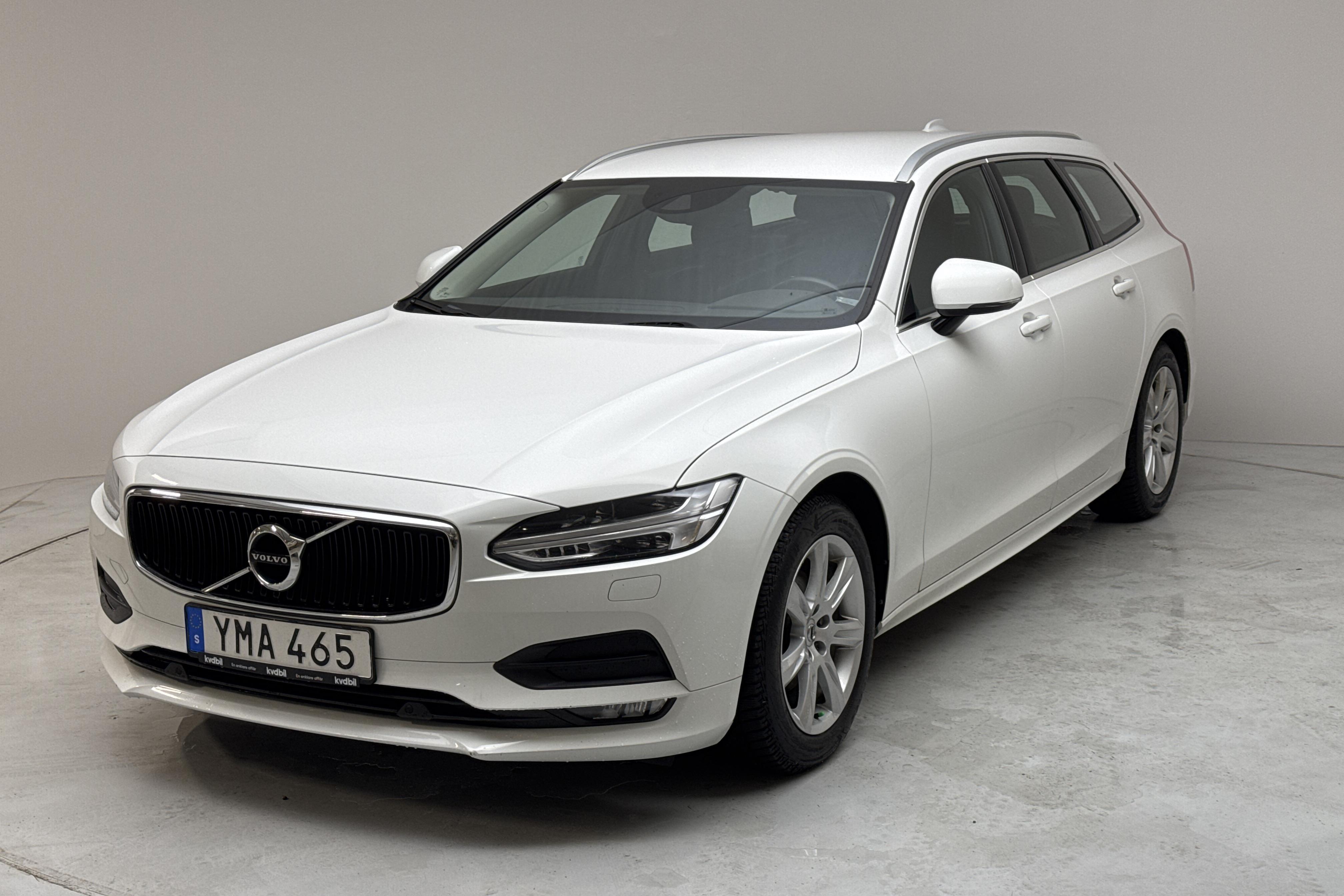 Volvo V90 D4 (190hk) - 176 090 km - Automatyczna - biały - 2019