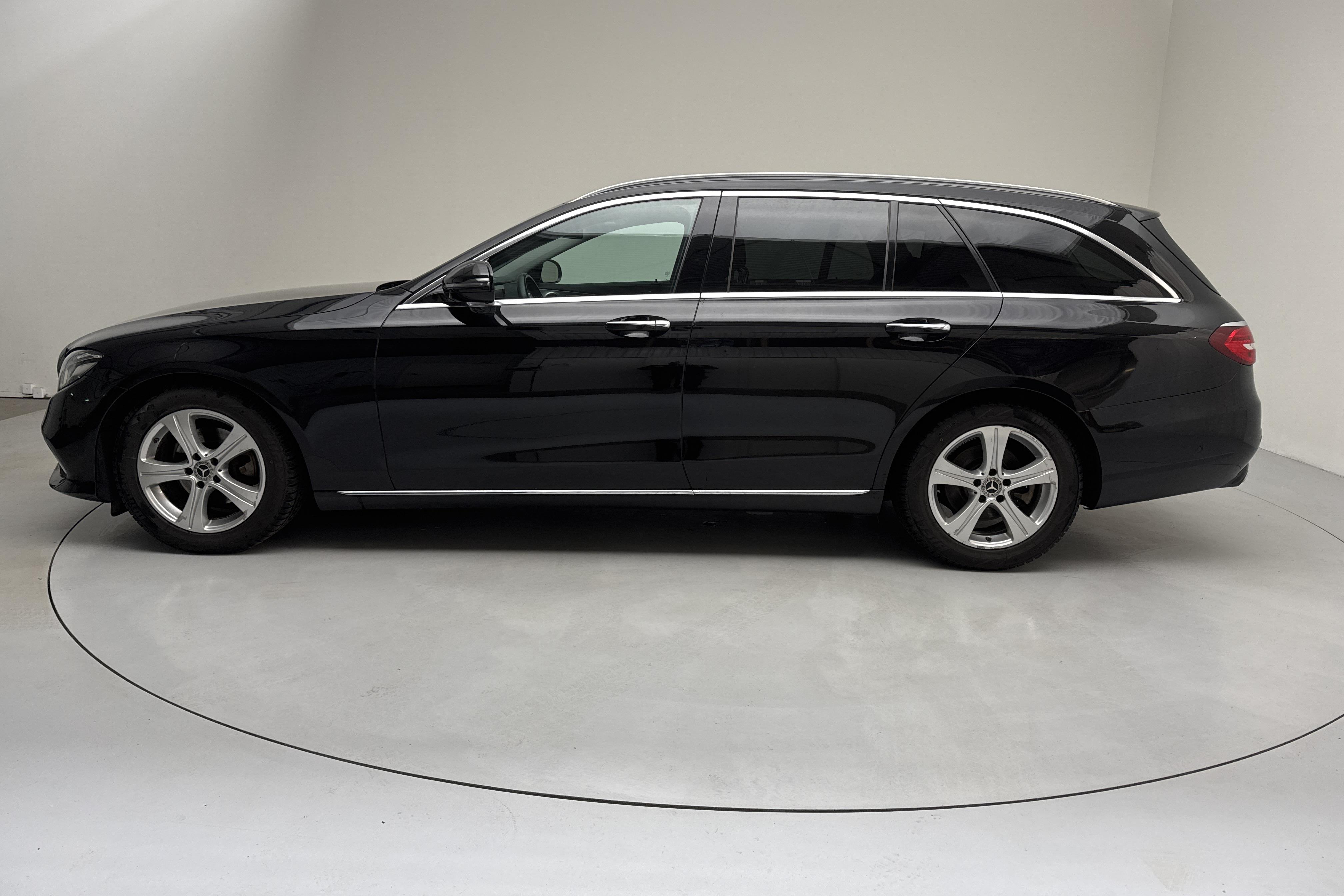 Mercedes E 220 d HVO Kombi S213 (163hk) - 194 520 km - Automatic - black - 2019