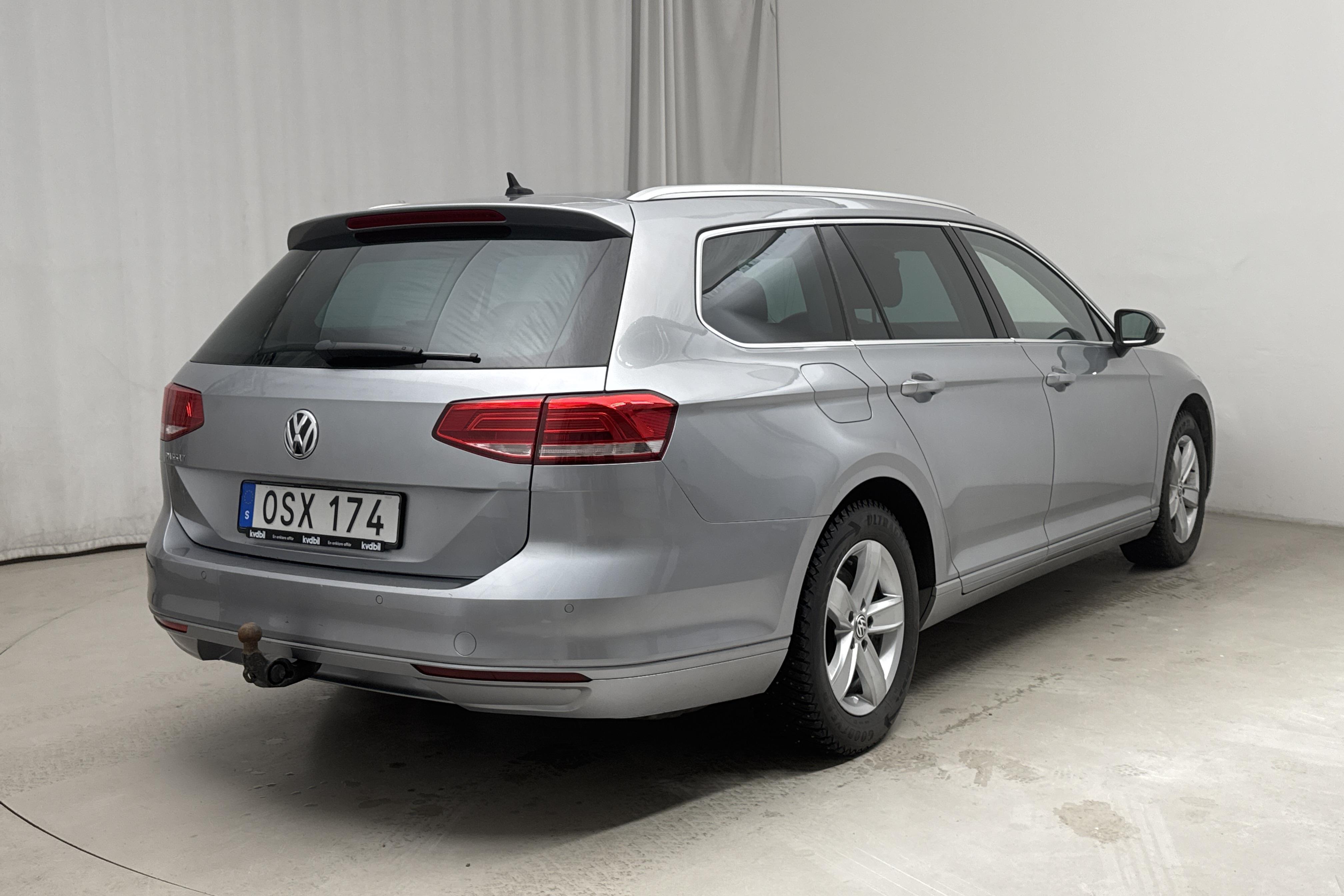 VW Passat 1.4 TSI Sportscombi (150hk) - 12 107 mil - Manuell - silver - 2018