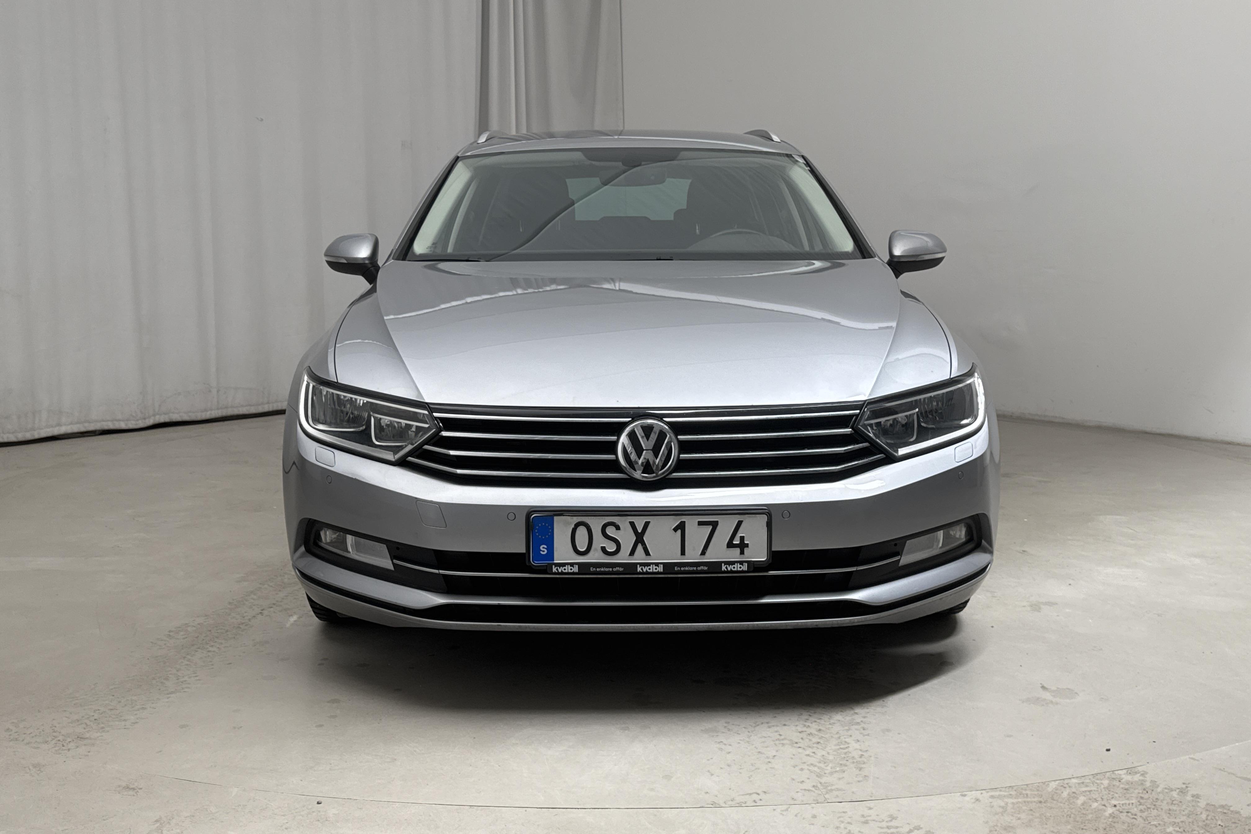 VW Passat 1.4 TSI Sportscombi (150hk) - 12 107 mil - Manuell - silver - 2018