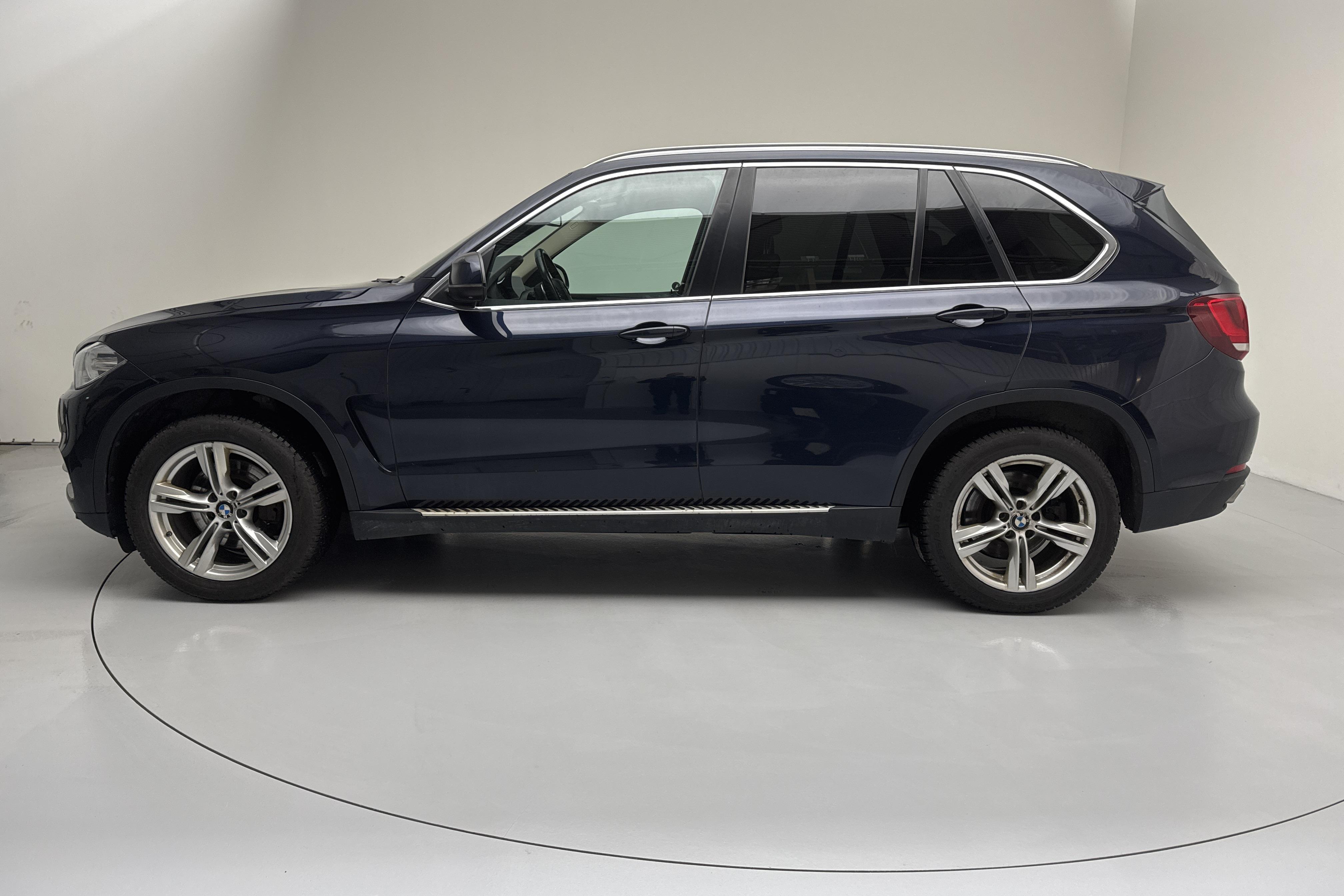 BMW X5 xDrive40d, F15 (313hk) - 31 558 mil - Automat - blå - 2014