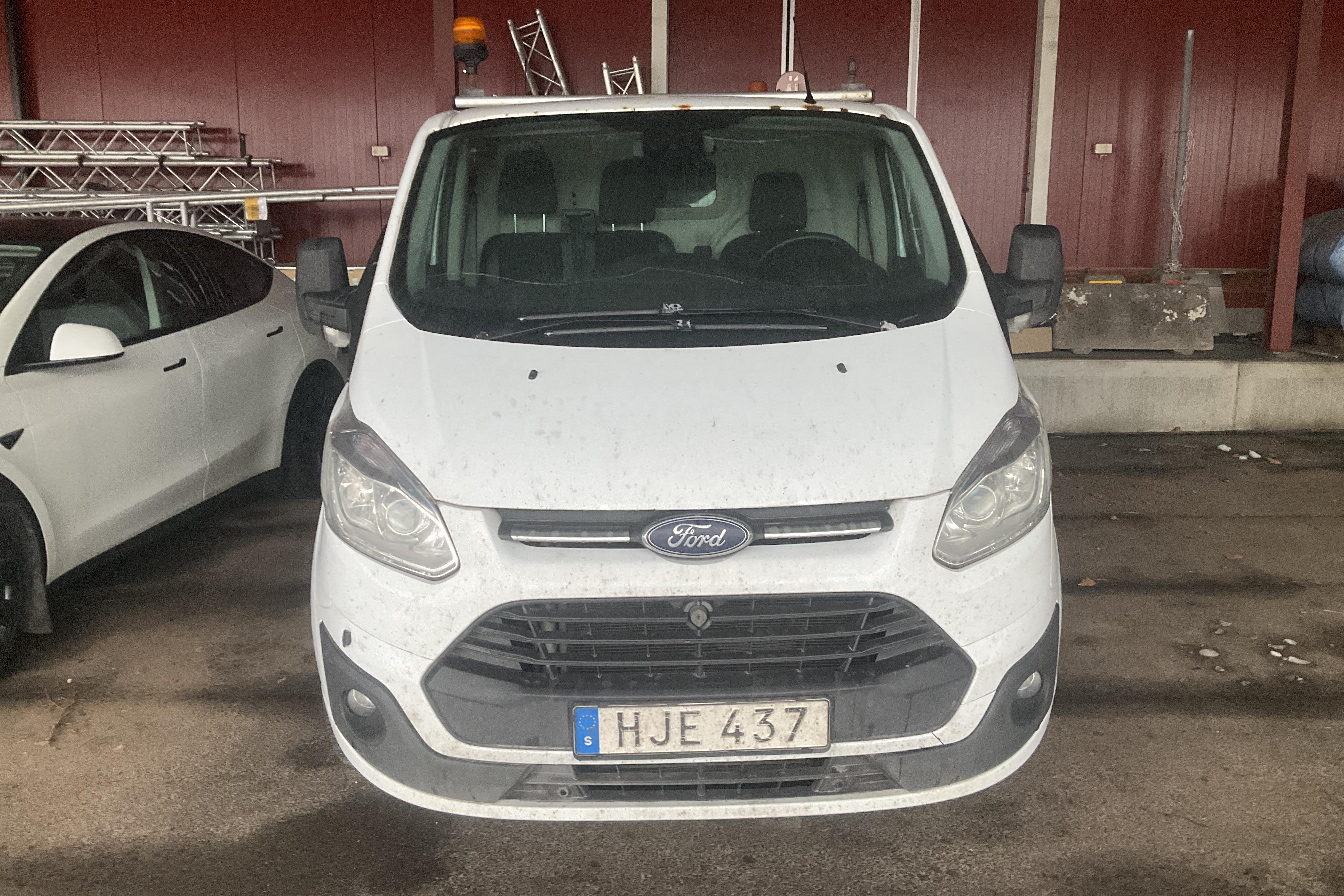 Ford Transit Custom 300 (125hk) - 19 365 mil - Manuell - vit - 2015