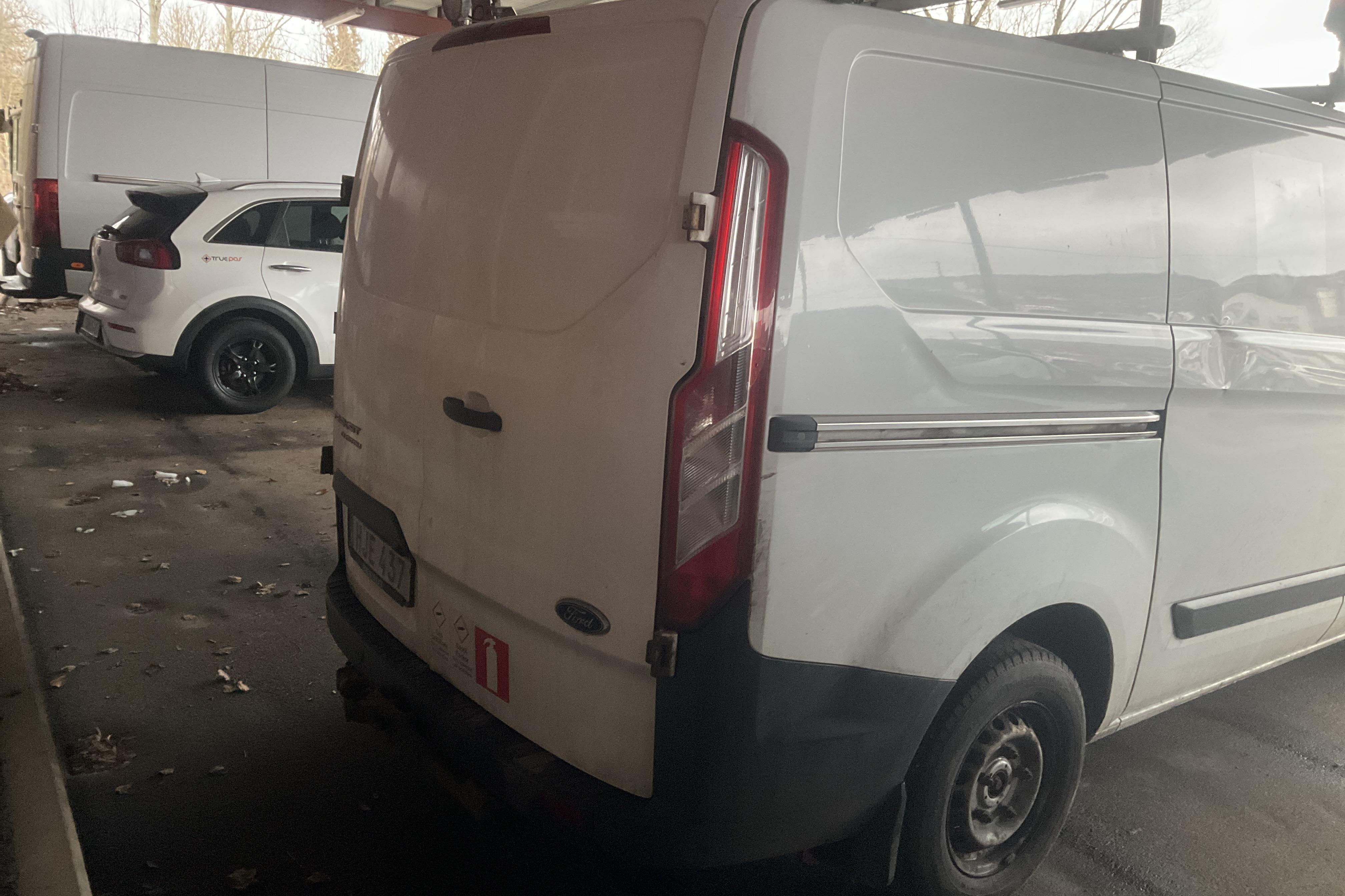 Ford Transit Custom 300 (125hk) - 19 365 mil - Manuell - vit - 2015