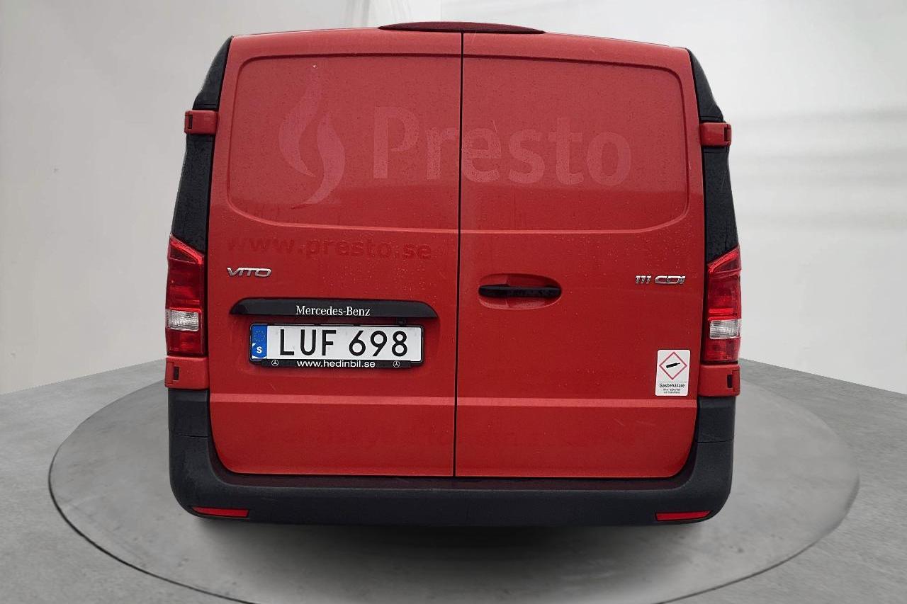 Mercedes Vito 111 CDI W640 (114hk) - 10 583 mil - Manuell - röd - 2015