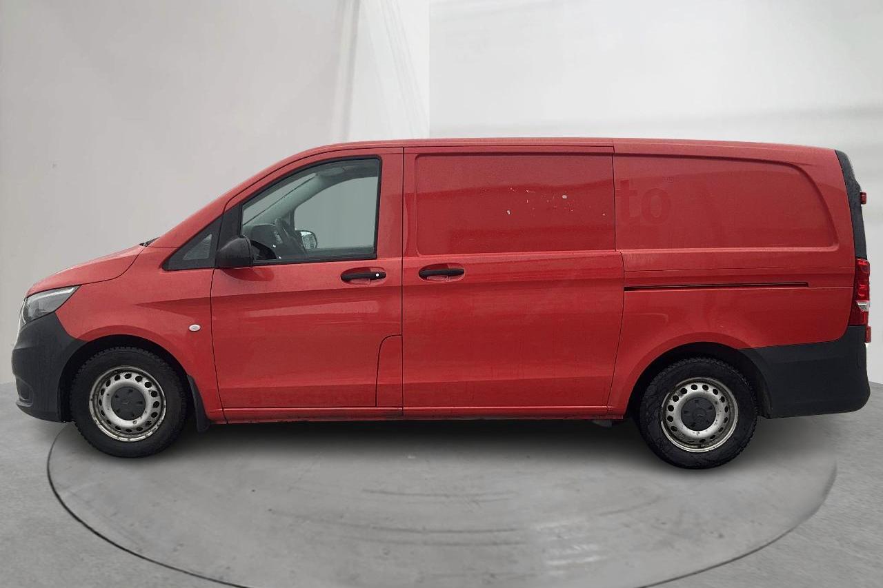 Mercedes Vito 111 CDI W640 (114hk) - 10 583 mil - Manuell - röd - 2015