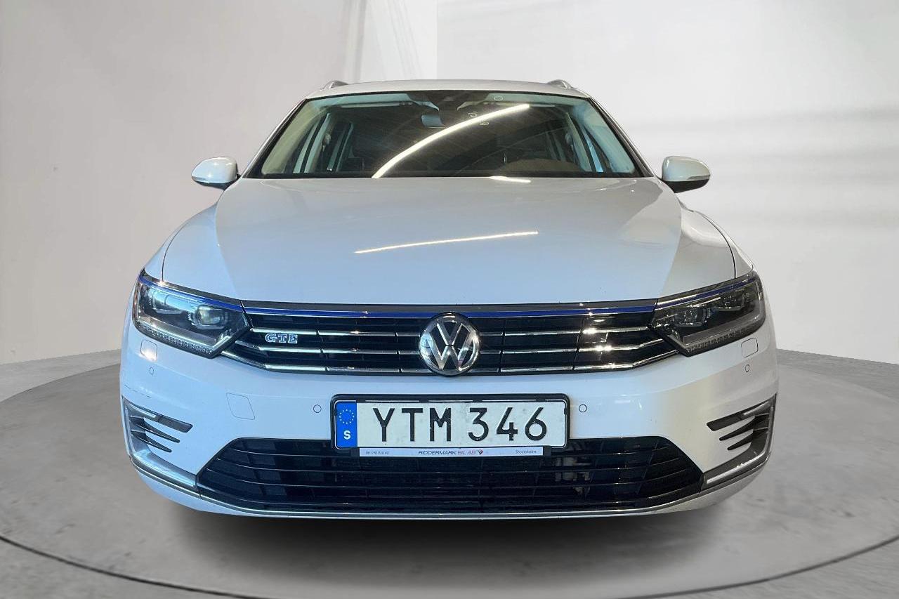 VW Passat 1.4 Plug-in-Hybrid Sportscombi (218hk) - 169 930 km - Automatic - white - 2018