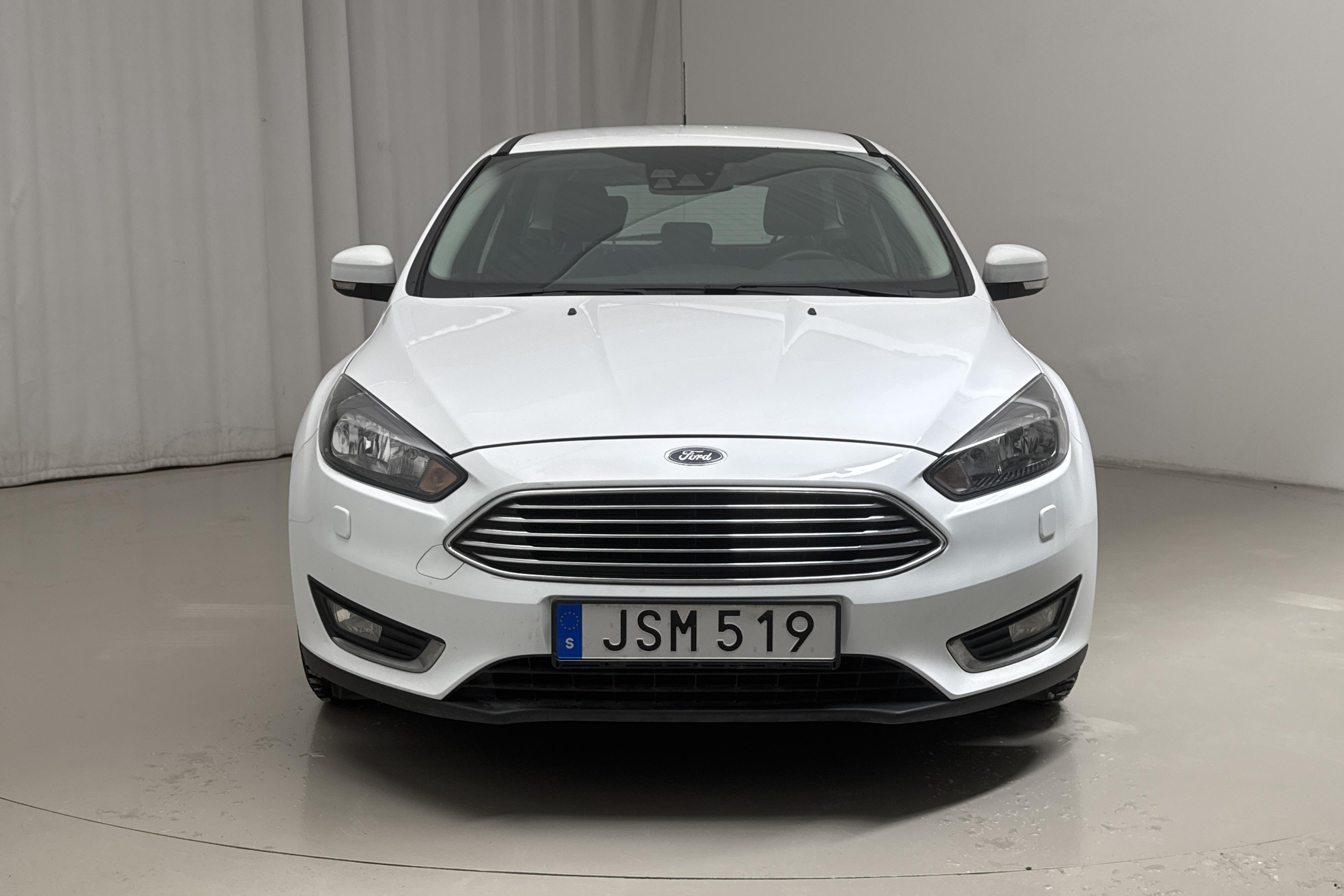 Ford Focus 1.0 EcoBoost Kombi (100hk) - 10 016 mil - Manuell - vit - 2015