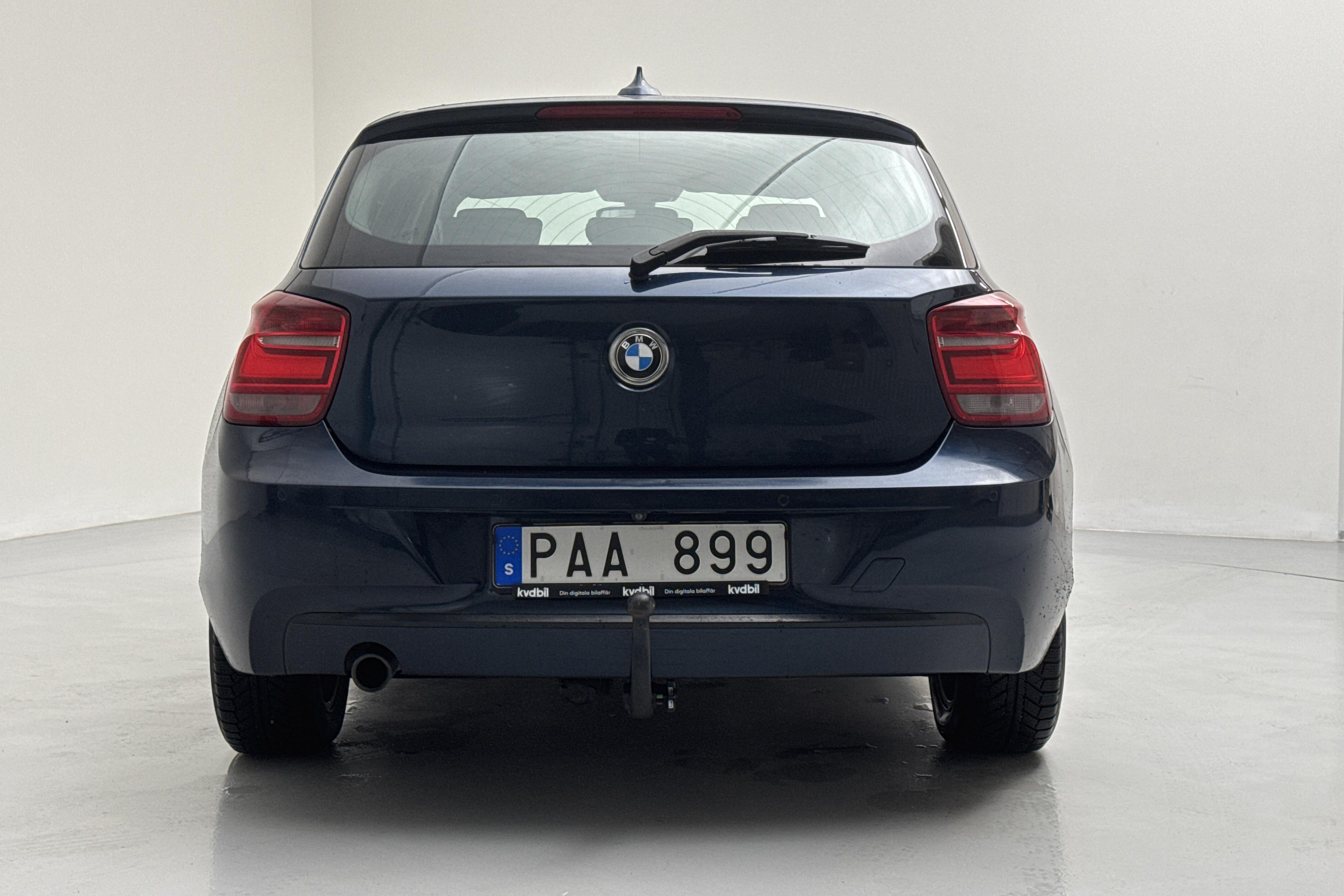 BMW 118d 5dr, F20 (143hk) - 113 420 km - Automaatne - sinine - 2014