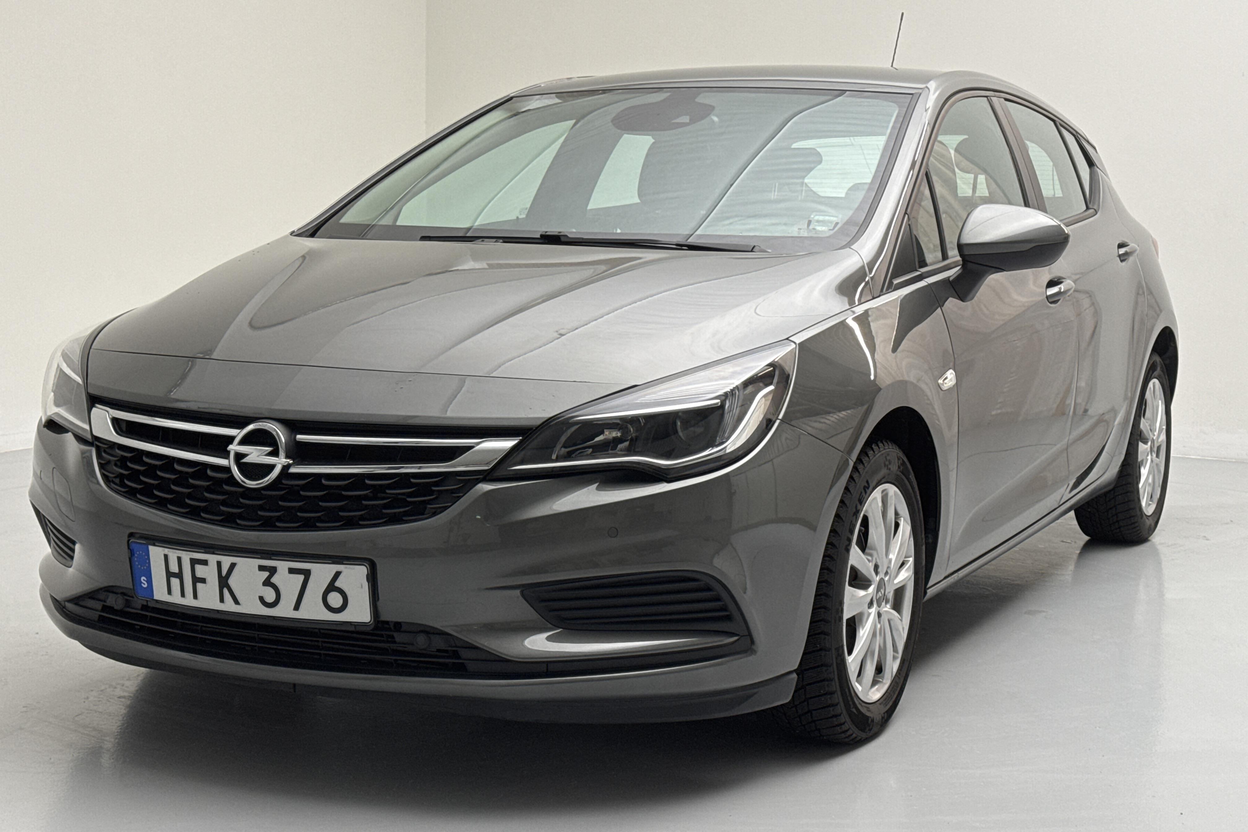 Opel Astra 1.4 Turbo ECOTEC 5dr (125hk) - 39 520 km - Manual - gray - 2018