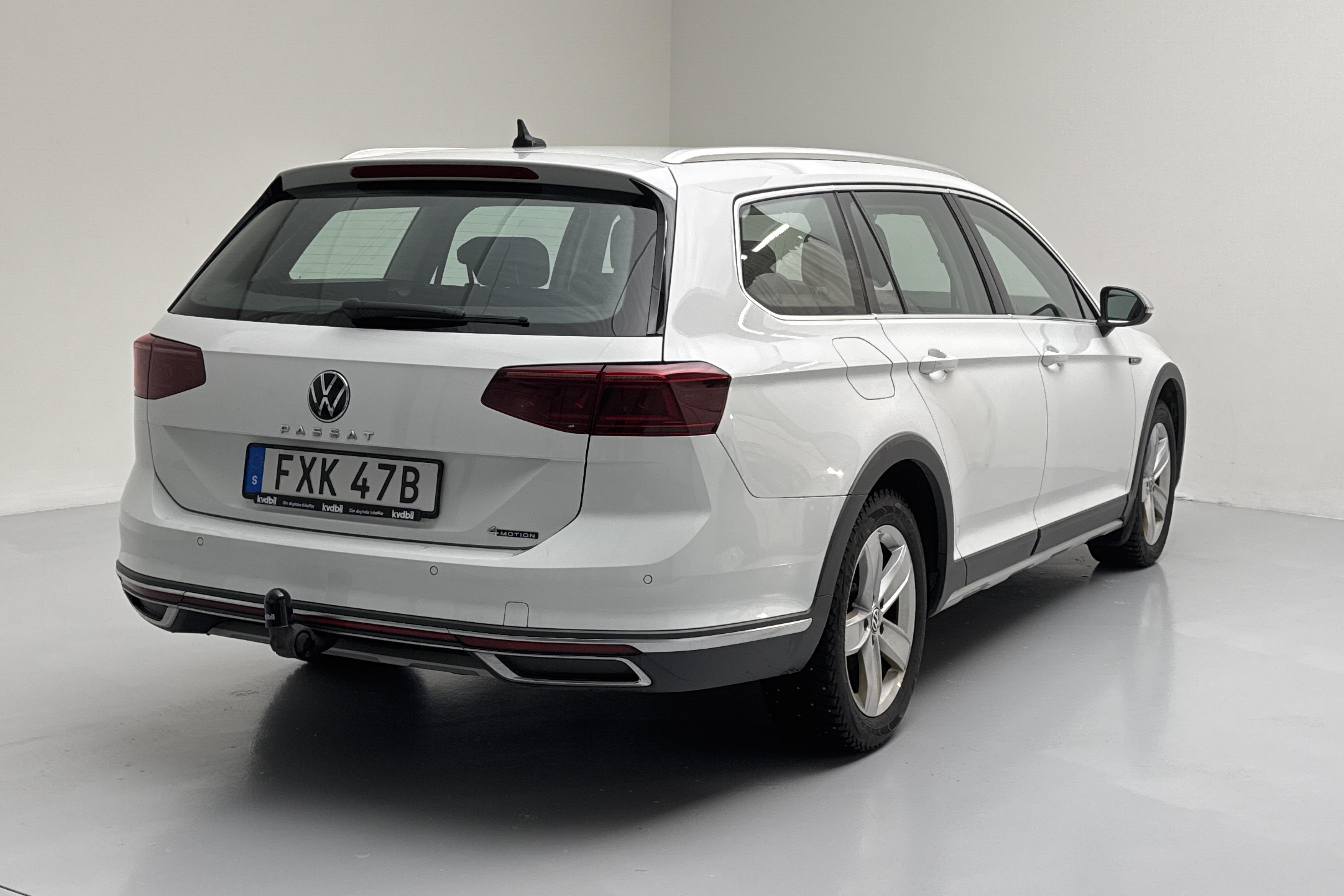 VW Passat Alltrack 2.0 TDI Sportscombi 4Motion (200hk) - 118 150 km - Automatyczna - biały - 2021