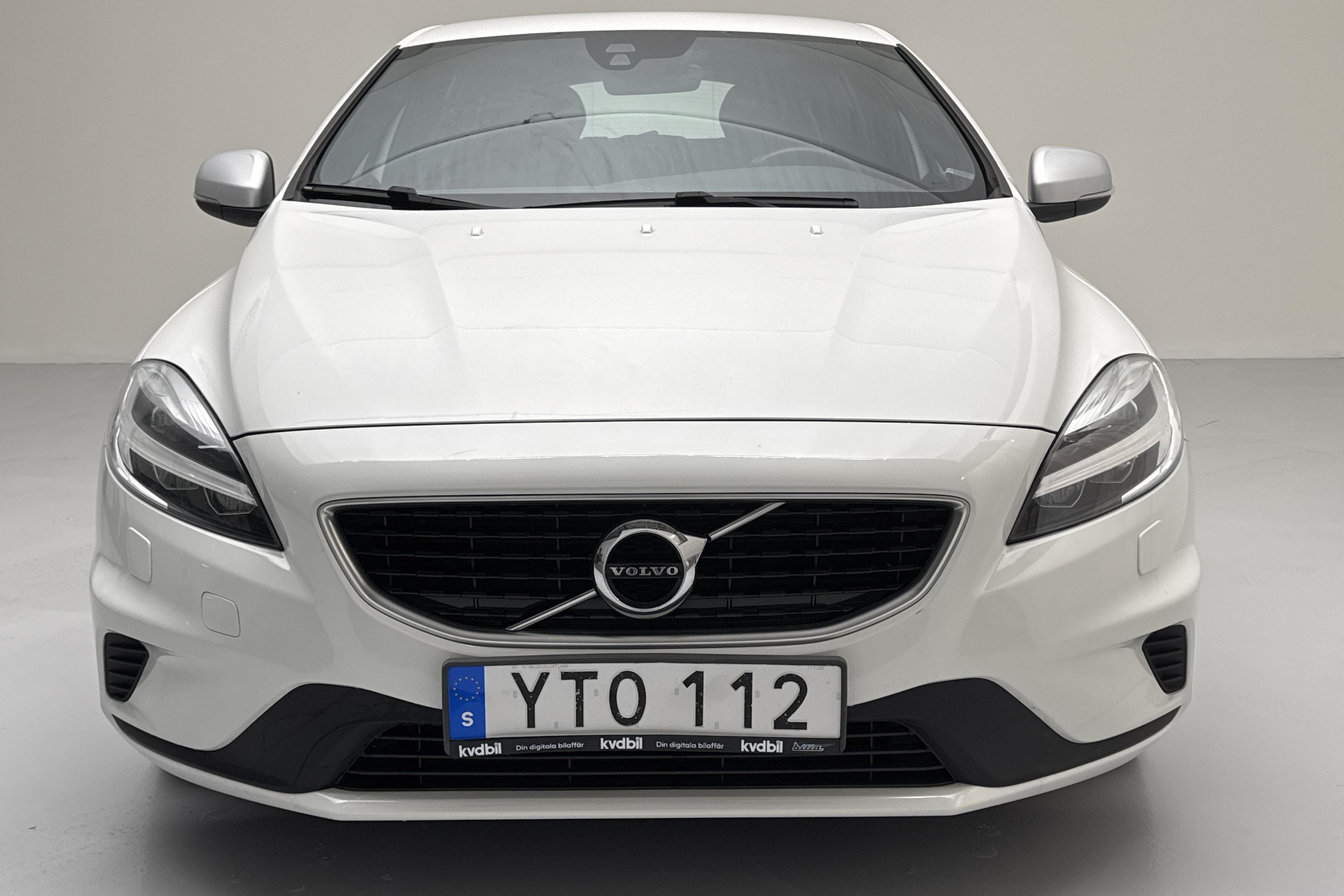 Volvo V40 T3 (152hk) - 95 190 km - Automatic - white - 2018