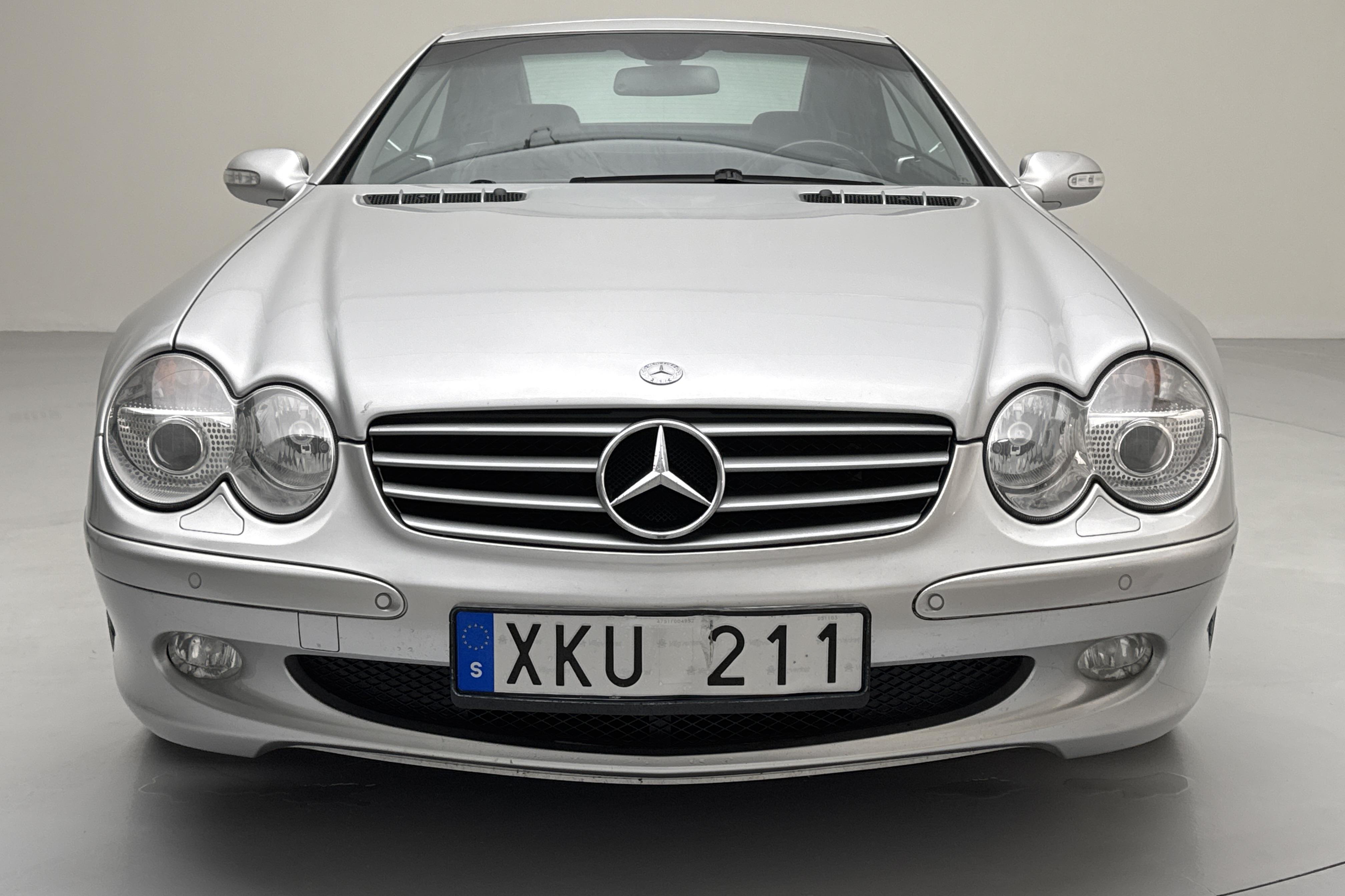 Mercedes SL 500 R230 (306hk) - 84 180 km - Automaatne - hall - 2002