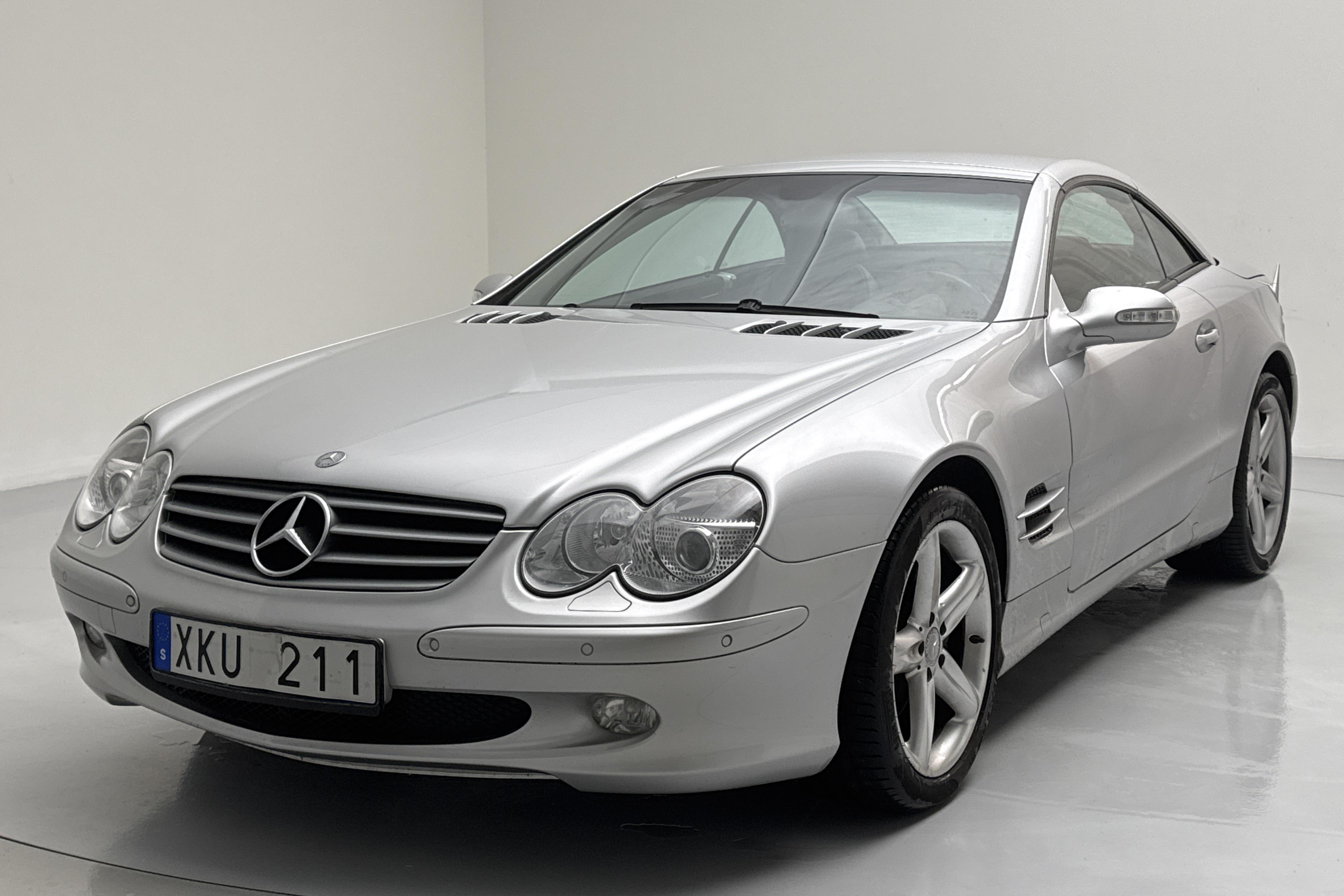 Mercedes SL 500 R230 (306hk) - 84 180 km - Automaatne - hall - 2002