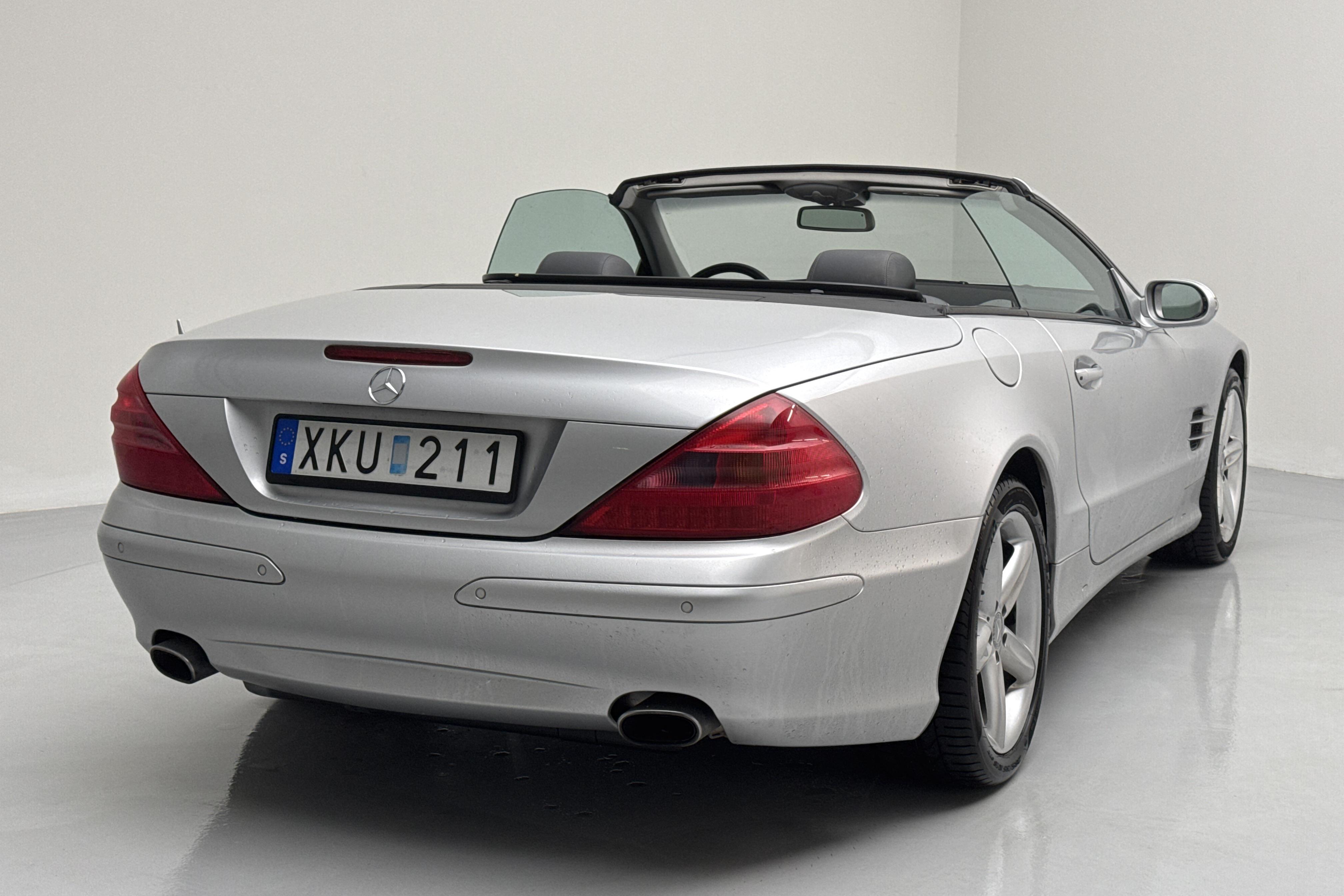 Mercedes SL 500 R230 (306hk) - 84 180 km - Automaatne - hall - 2002