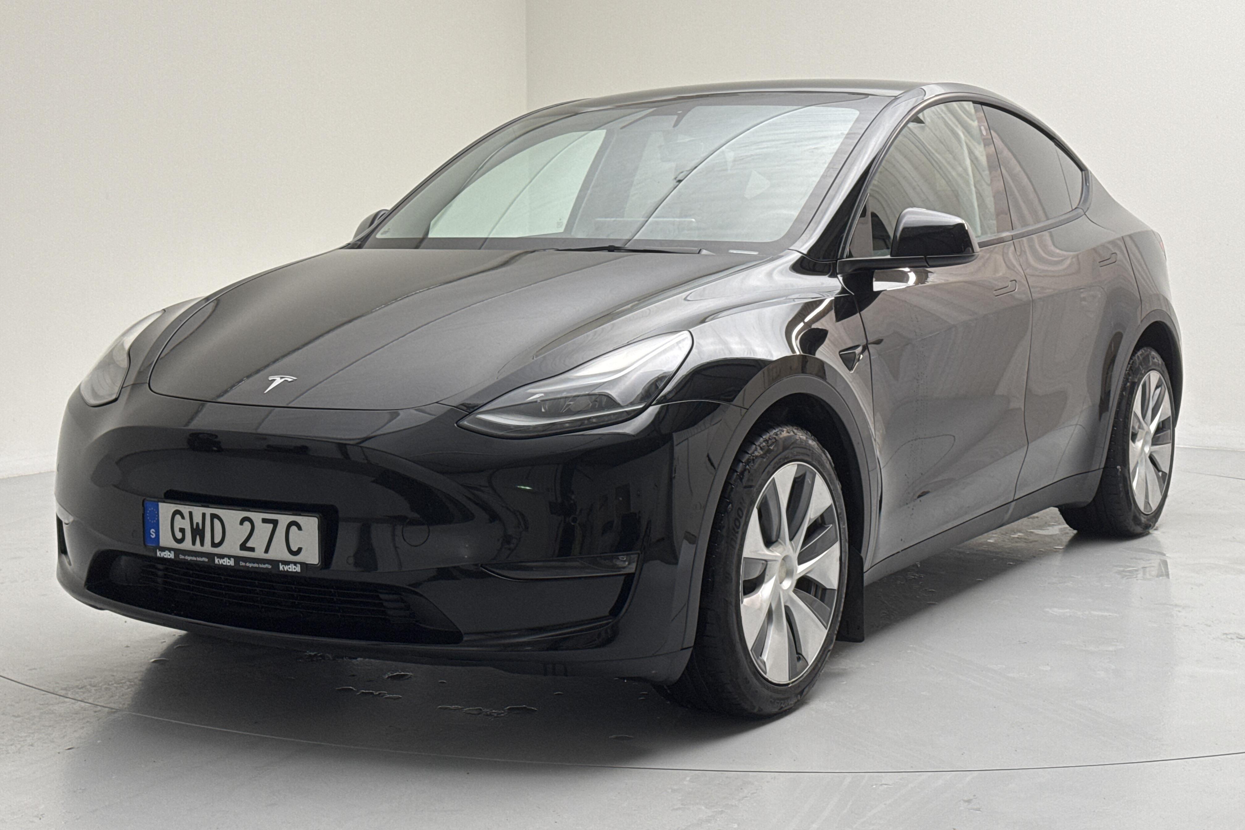 Tesla Model Y Long Range Dual Motor AWD - 6 963 mil - Automat - svart - 2021