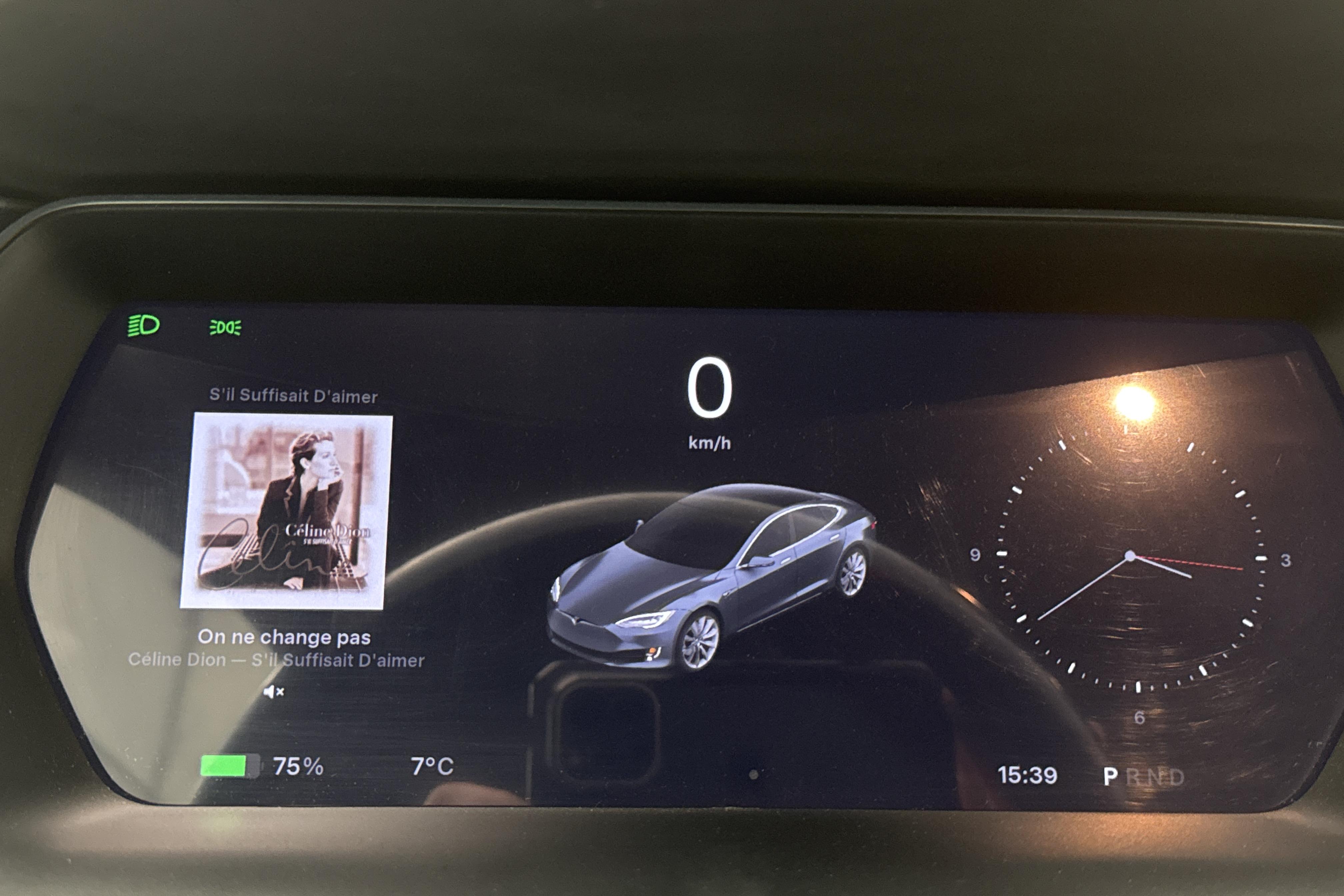 Tesla Model S 90D - 18 594 mil - Automat - grå - 2017